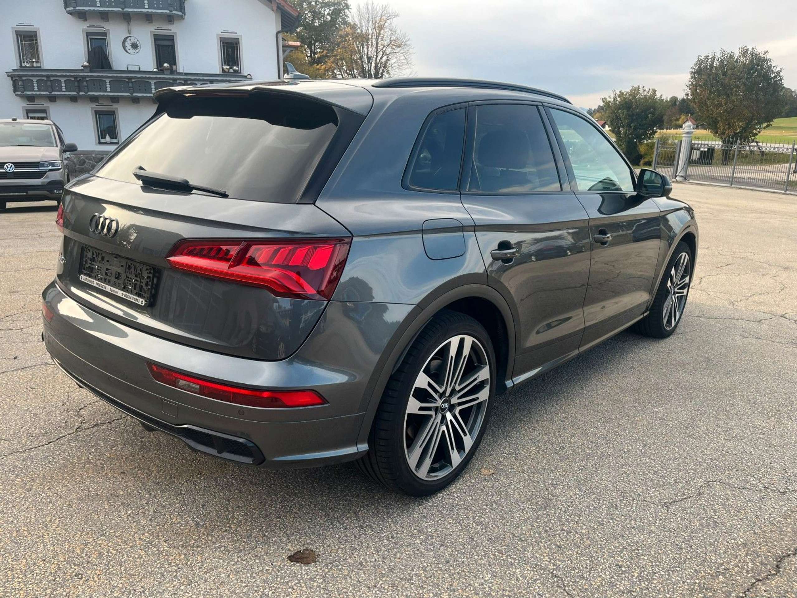 Audi - SQ5