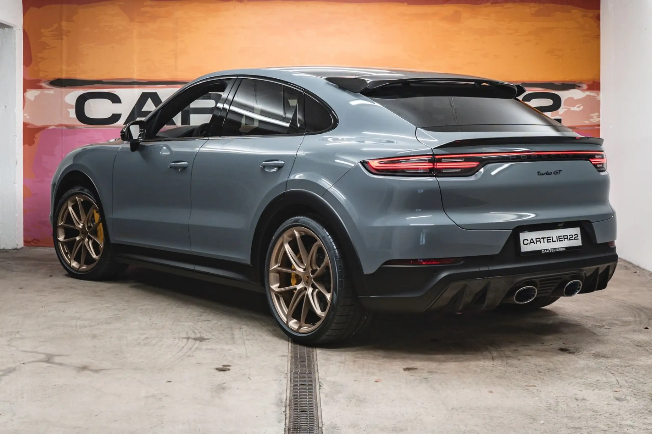 Porsche - Cayenne