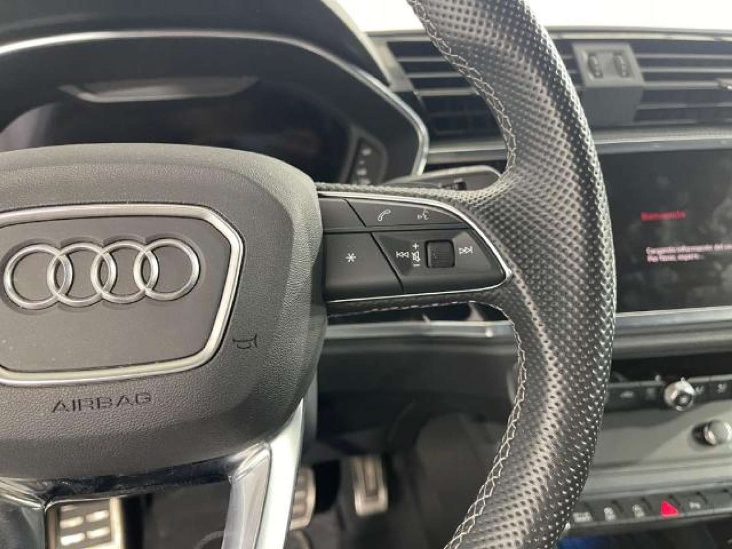 Audi - Q3