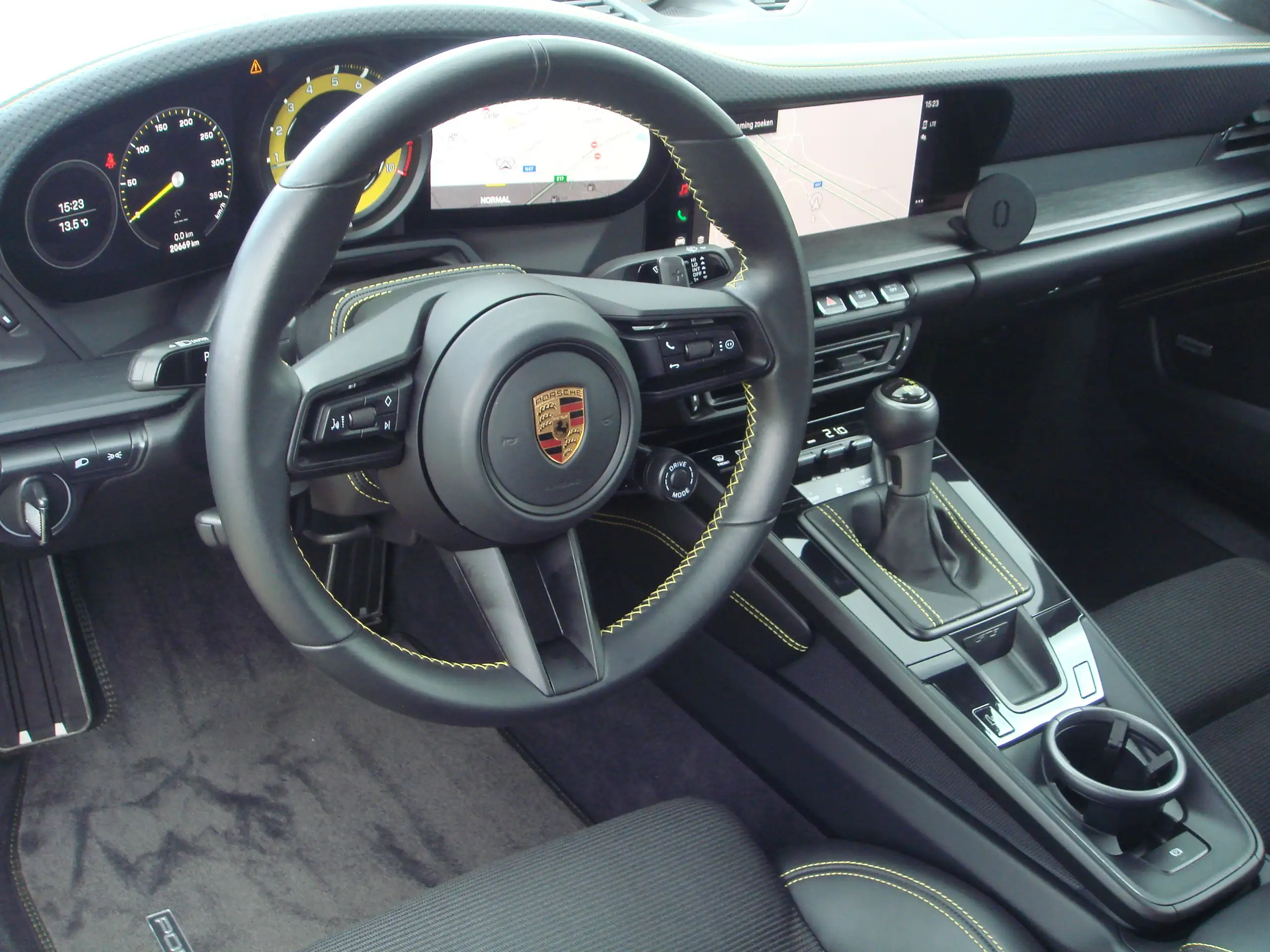 Porsche - 911