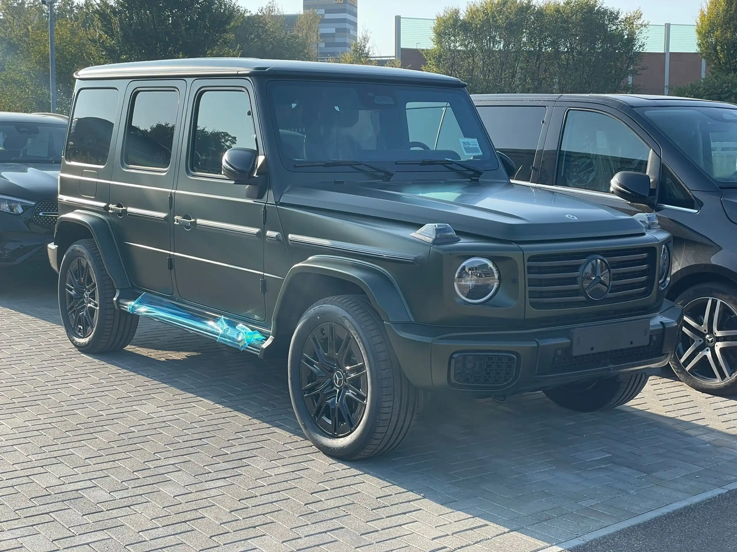 Mercedes-Benz - G 450