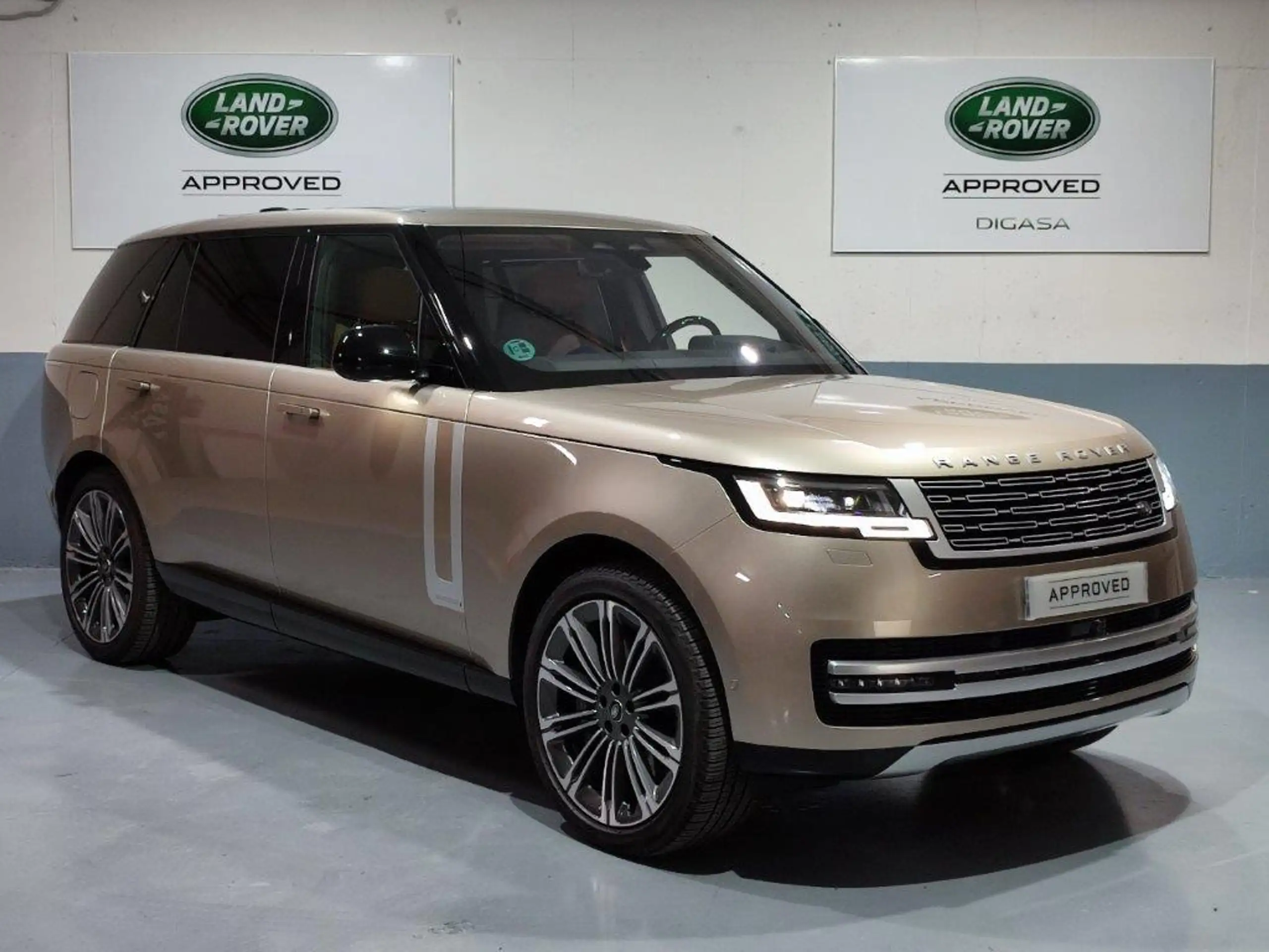 Land Rover - Range Rover