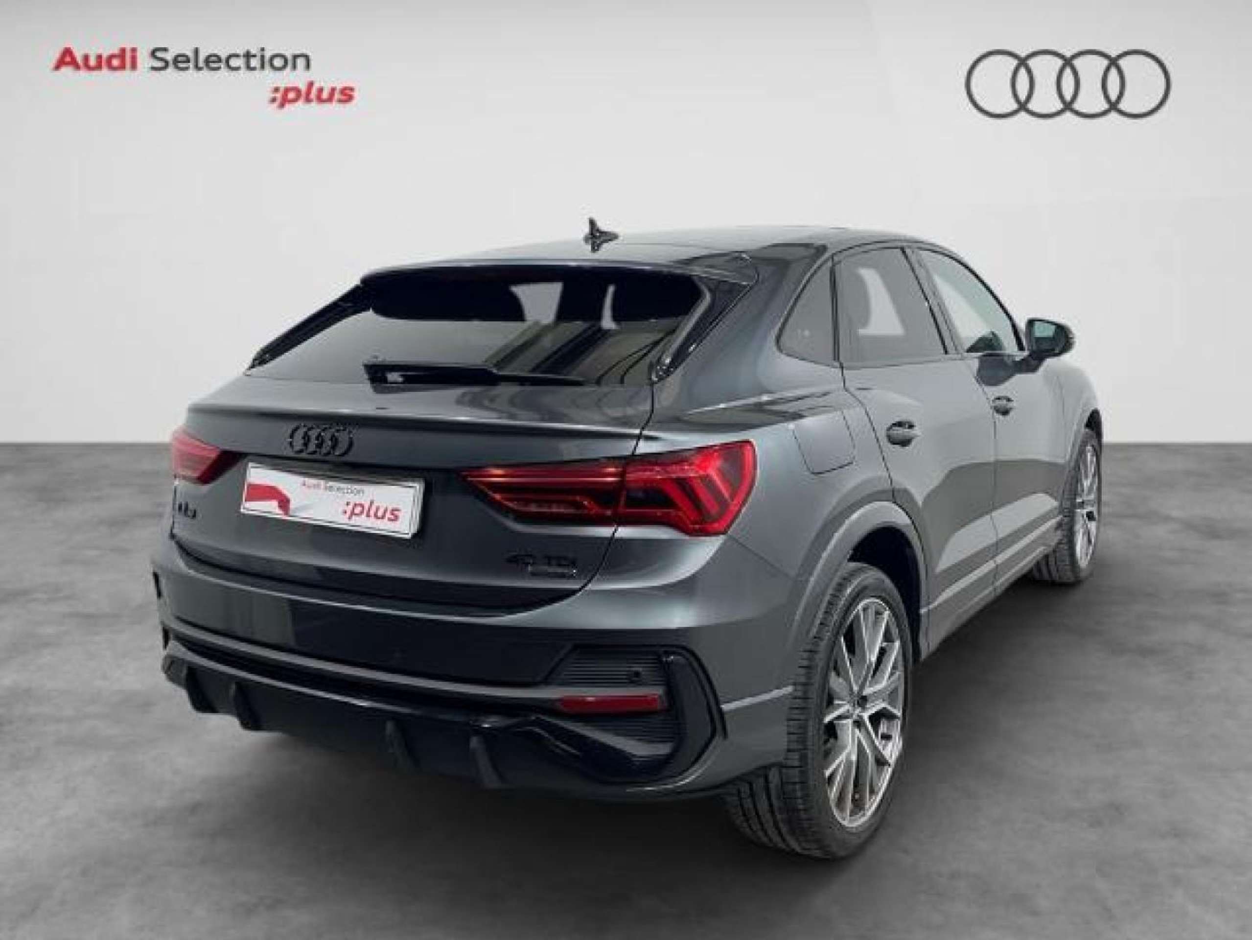 Audi - Q3