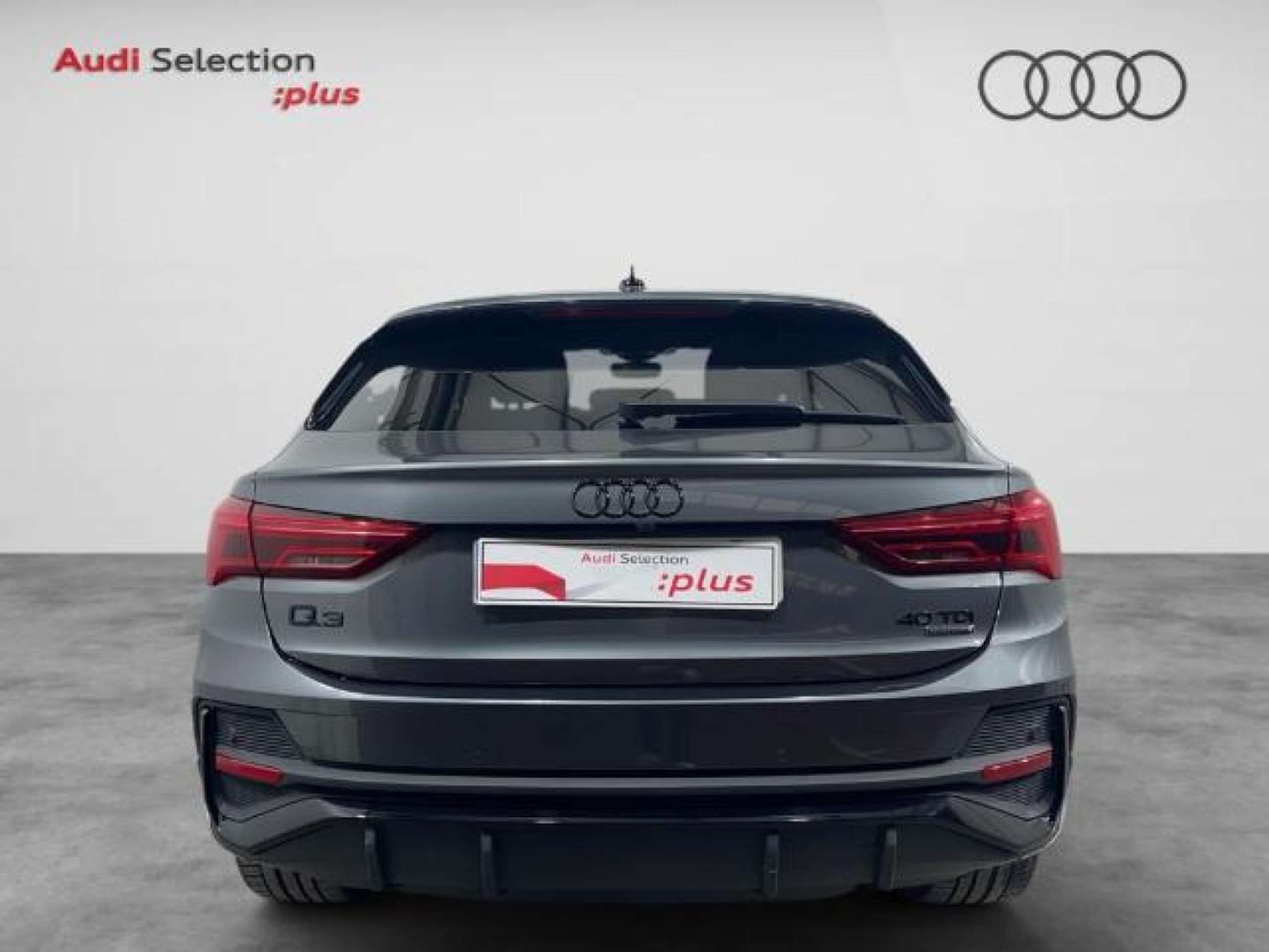 Audi - Q3