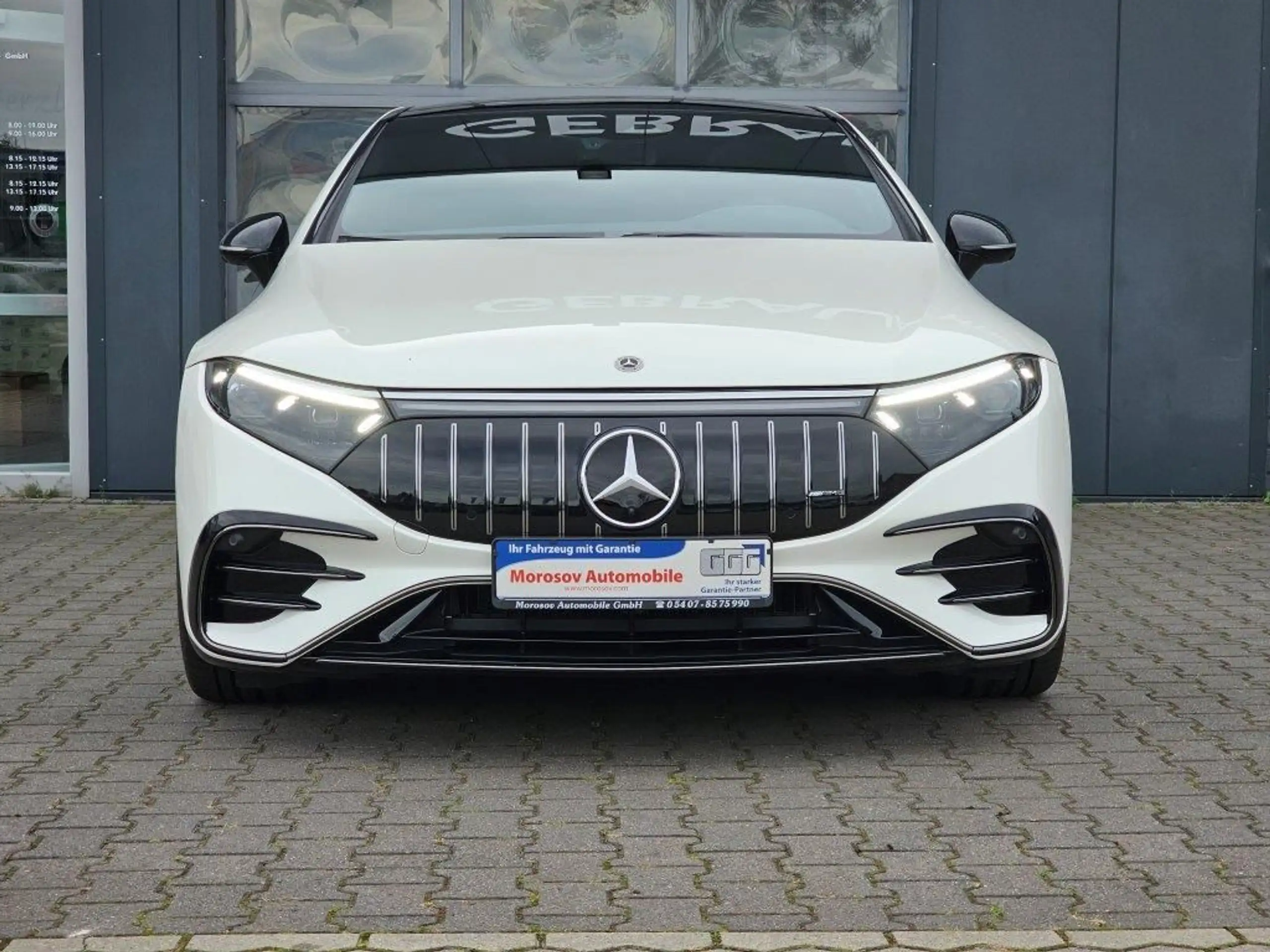 Mercedes-Benz - EQS