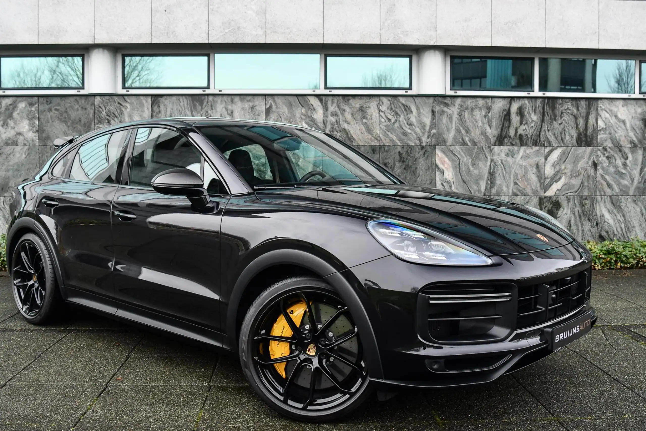 Porsche - Cayenne