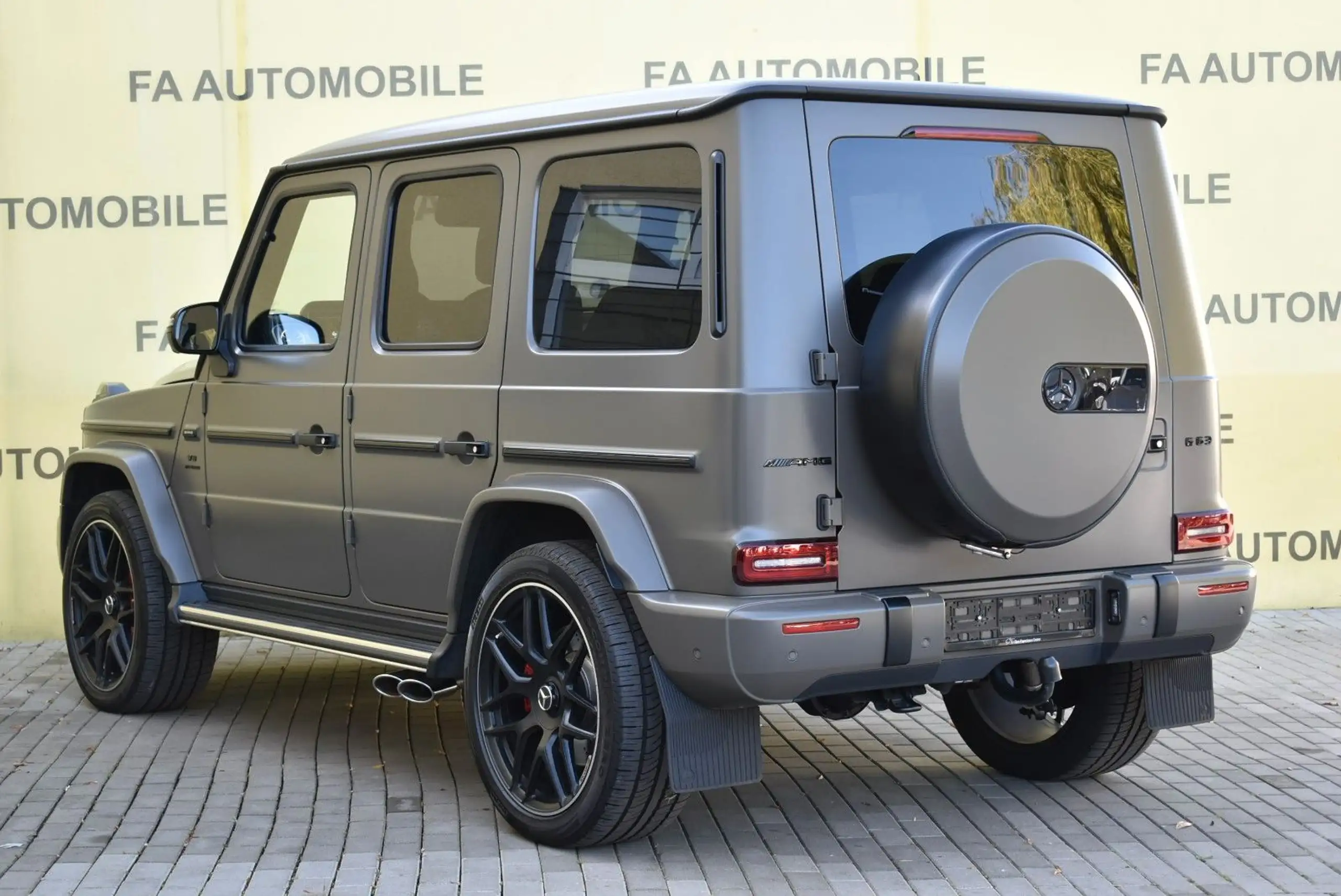 Mercedes-Benz - G 63 AMG