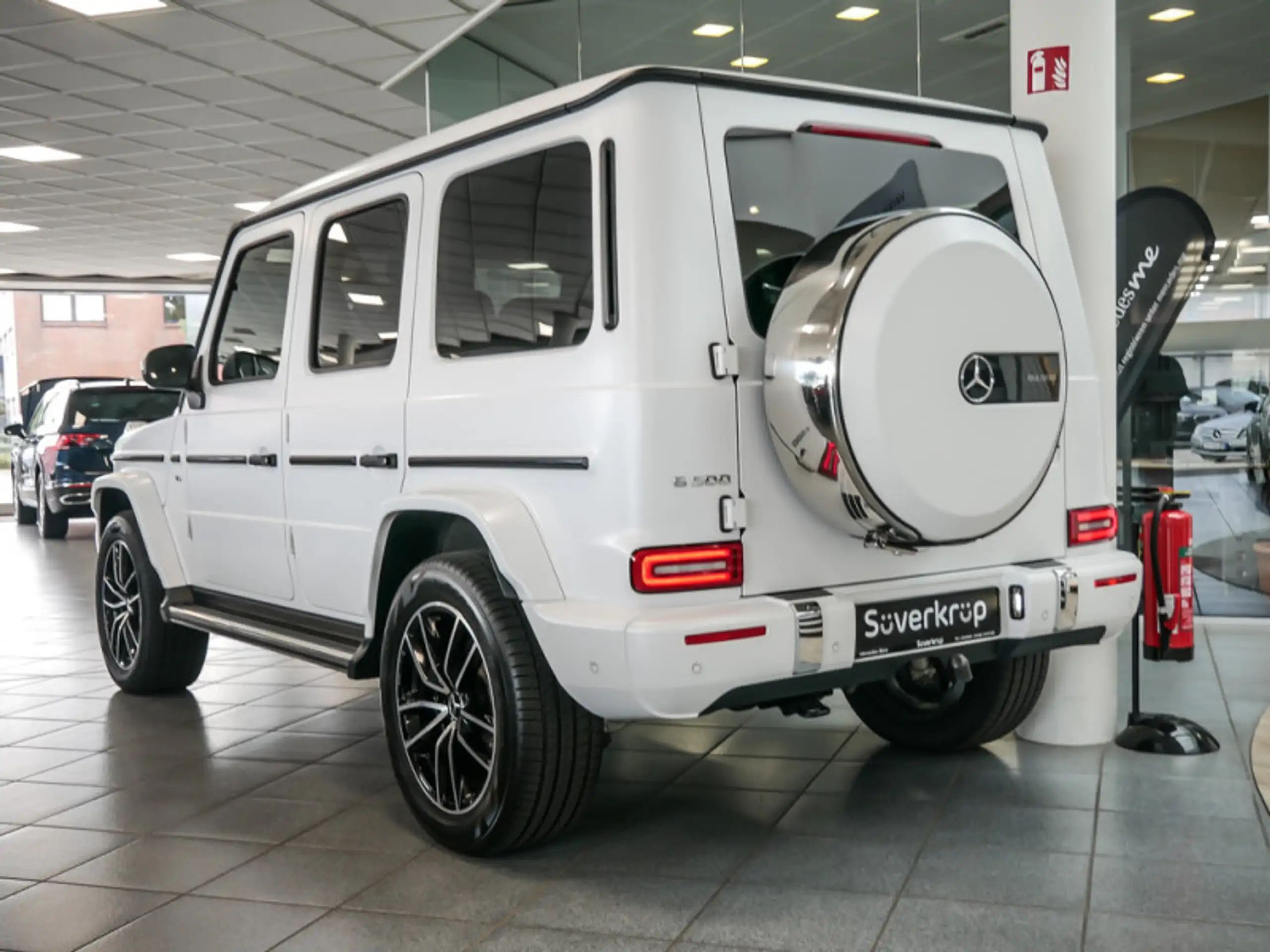 Mercedes-Benz - G 500