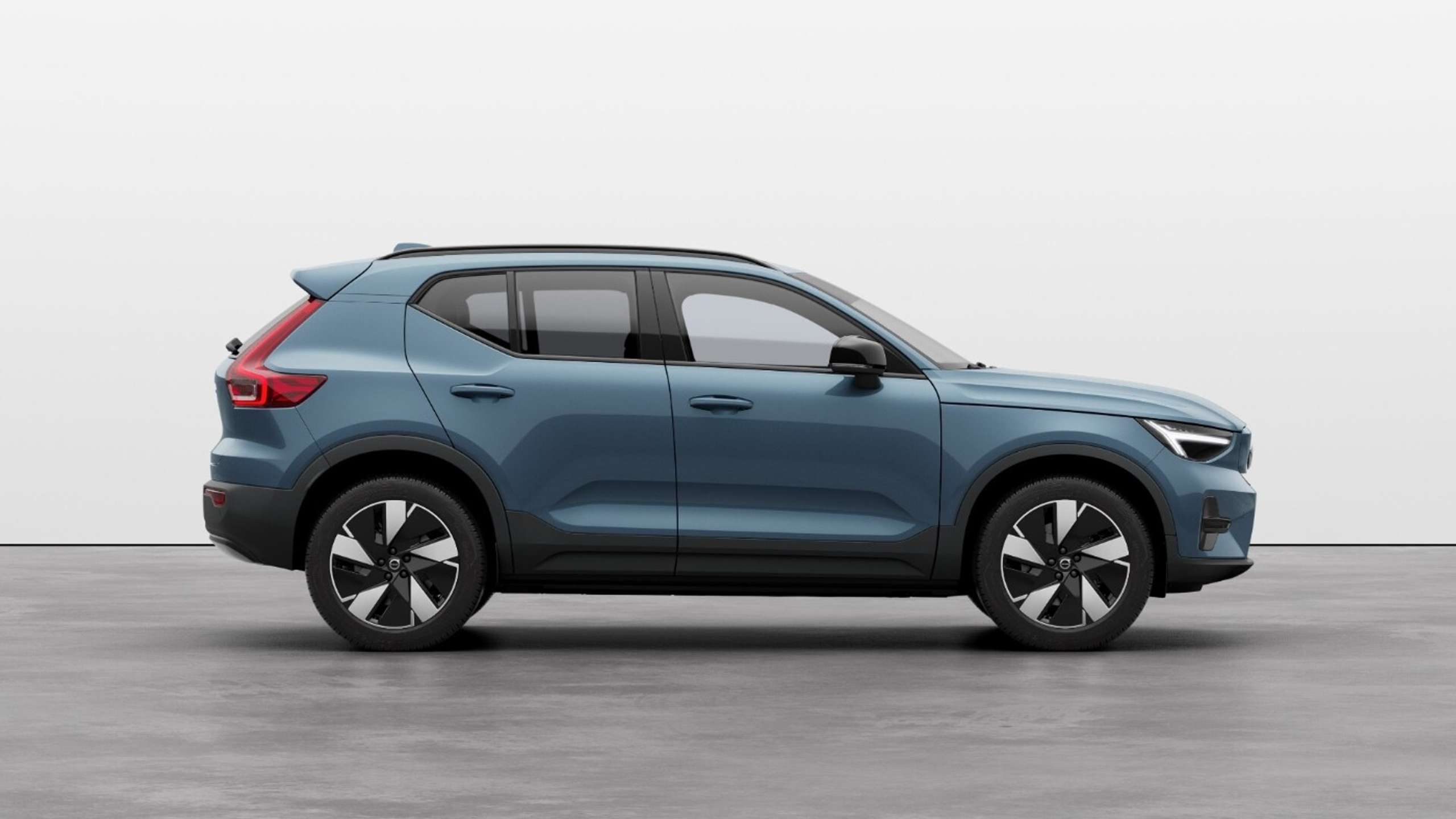 Volvo - XC40