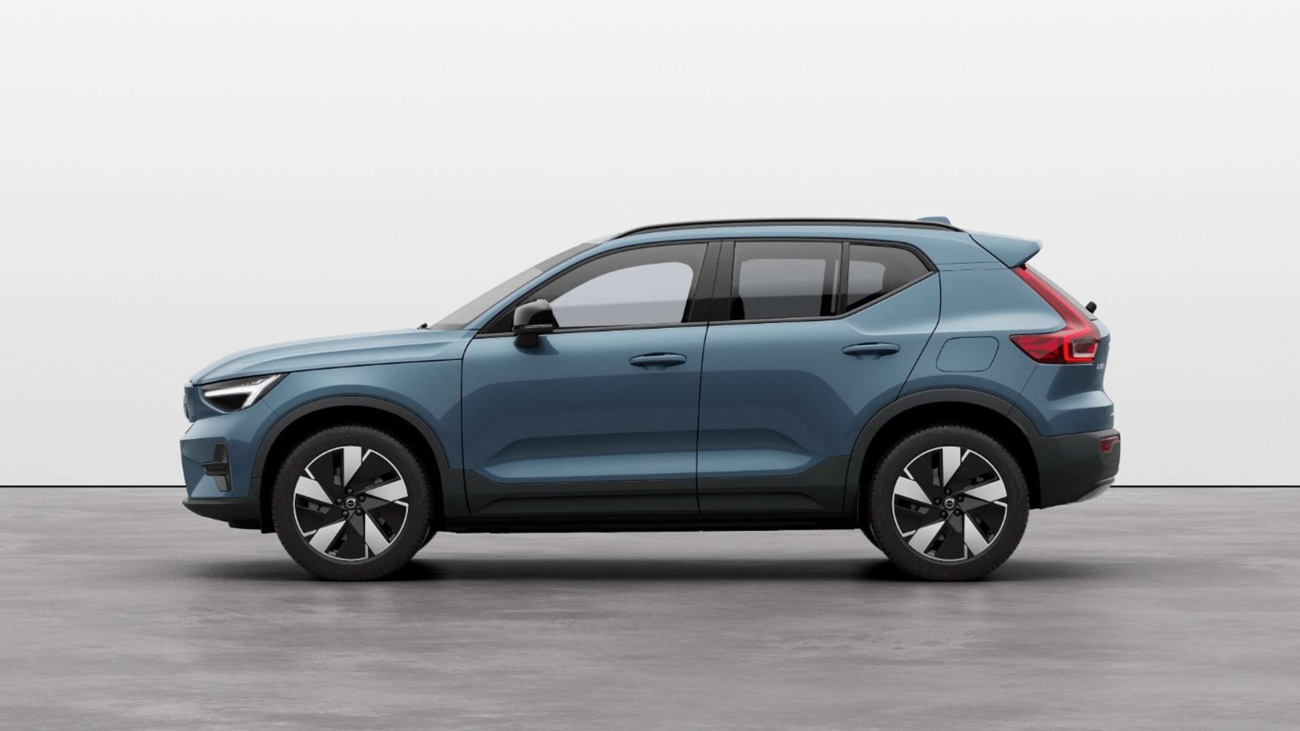 Volvo - XC40