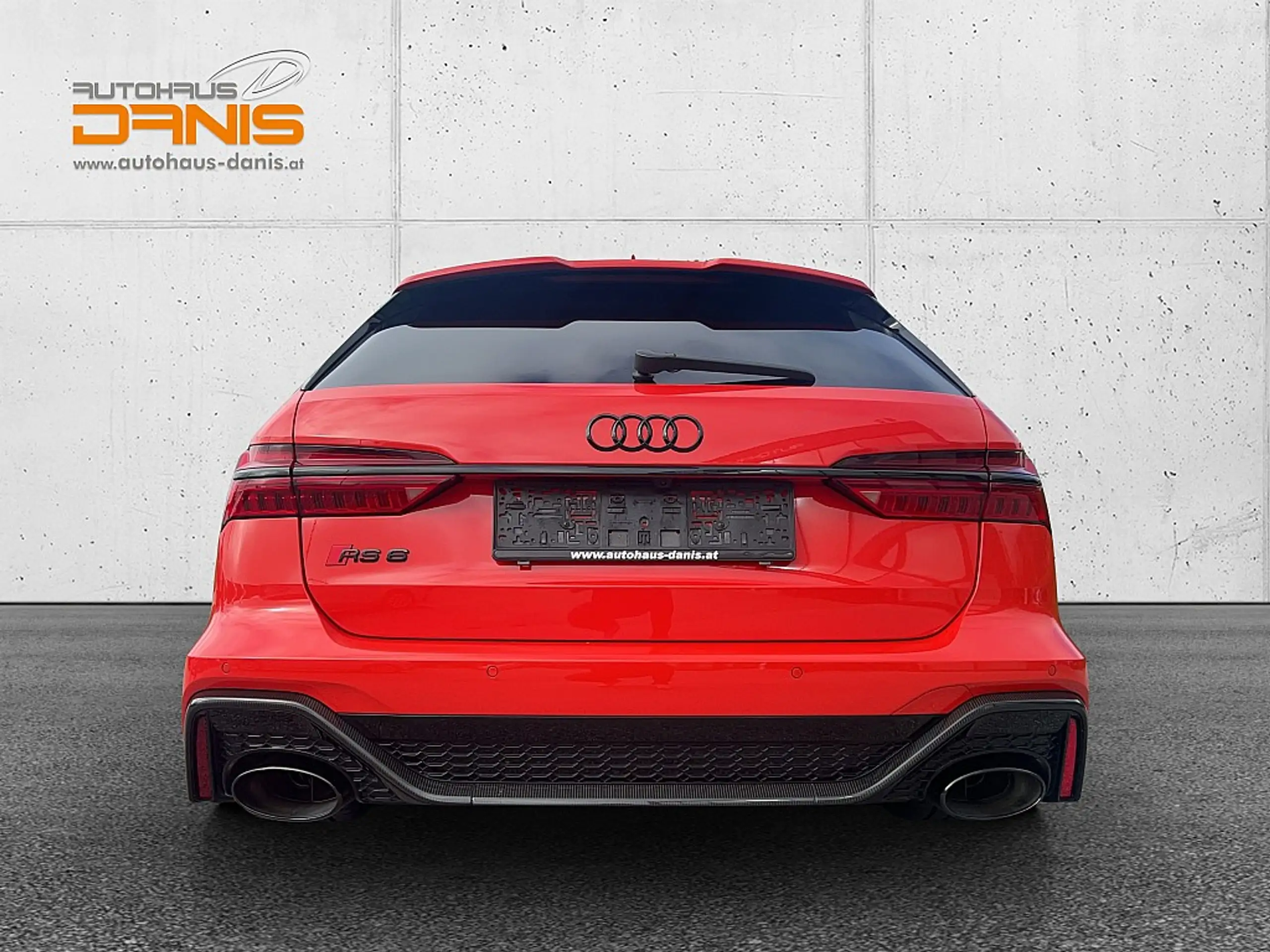 Audi - RS6