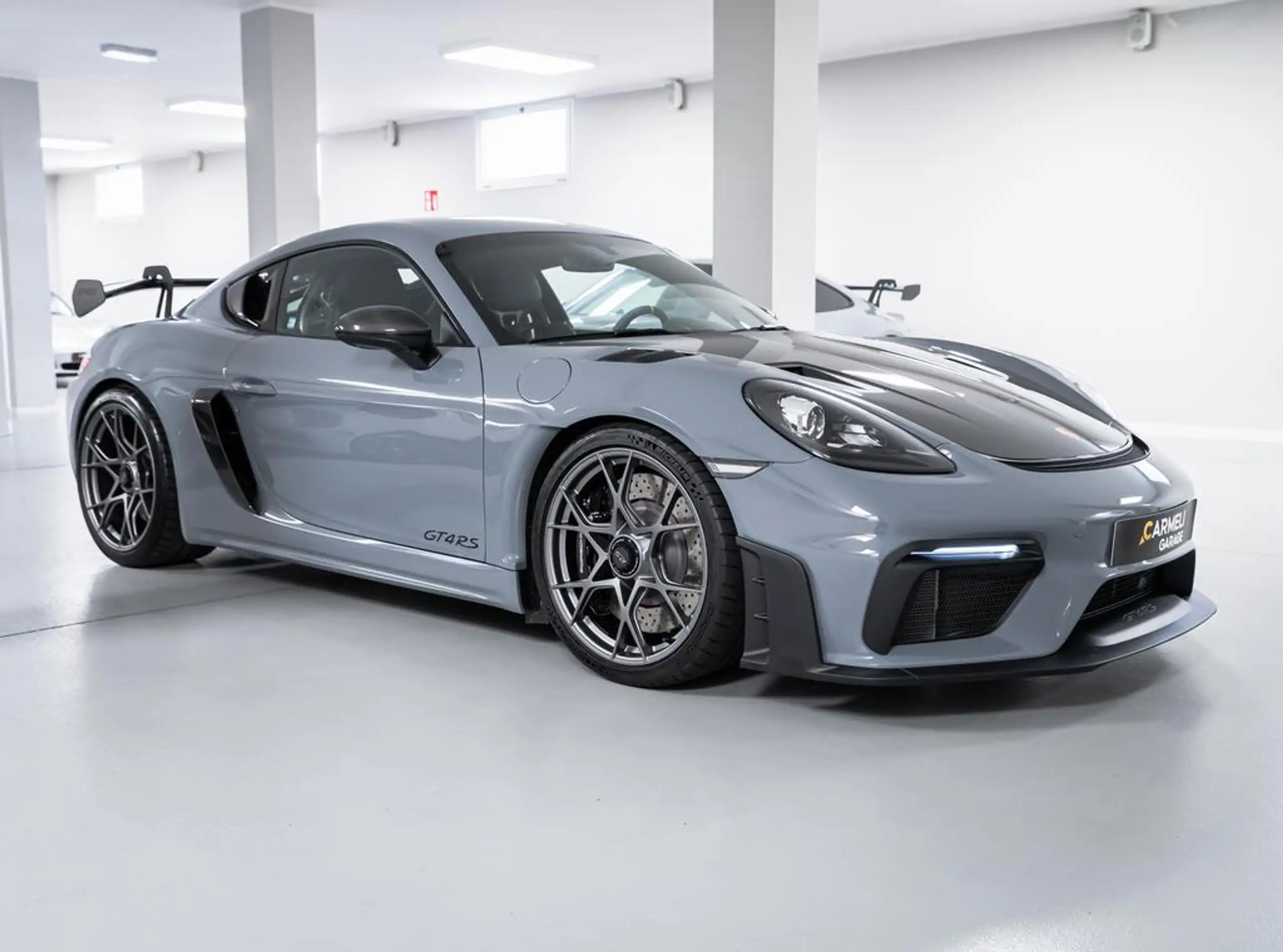 Porsche - Cayman