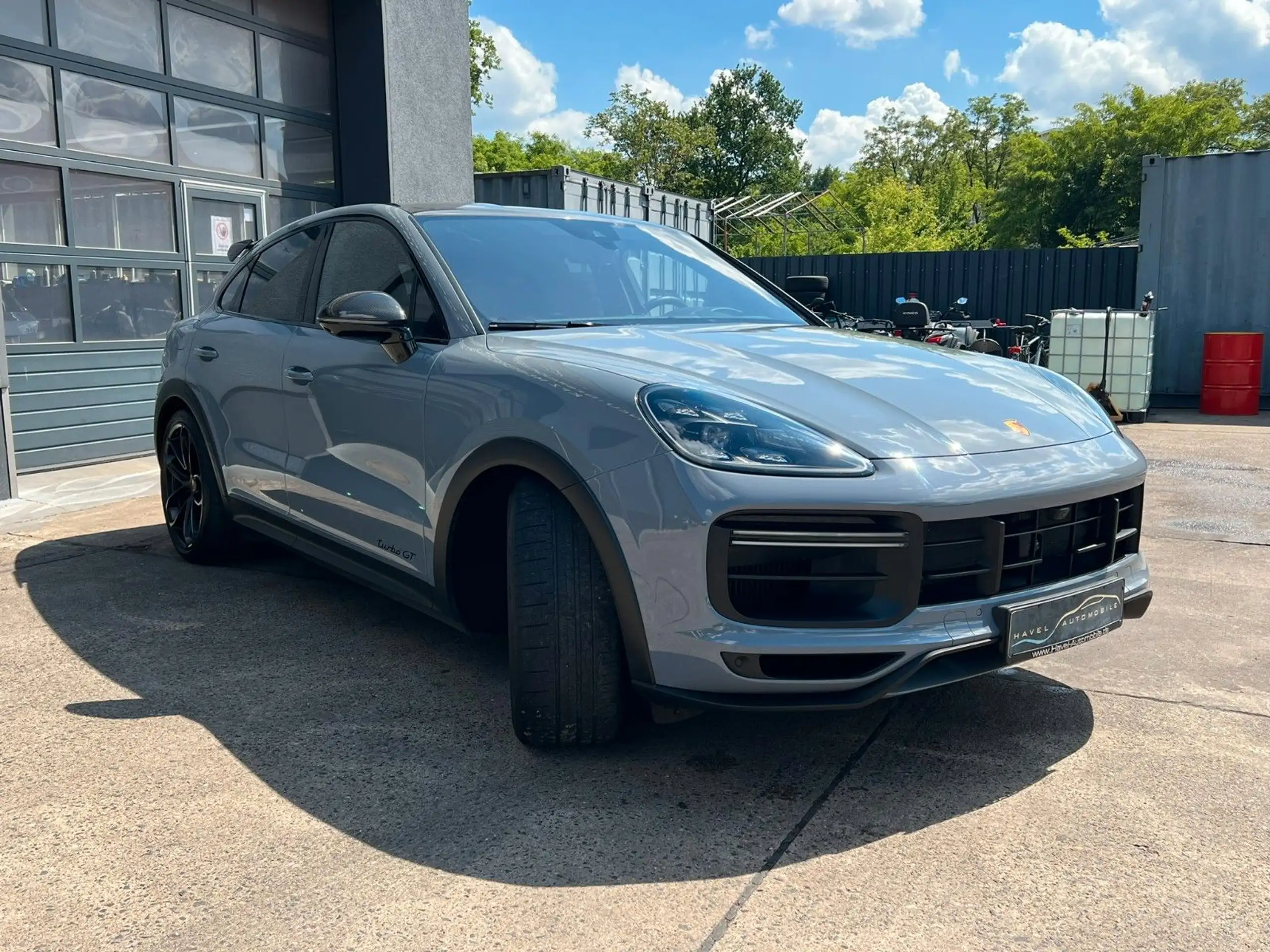 Porsche - Cayenne