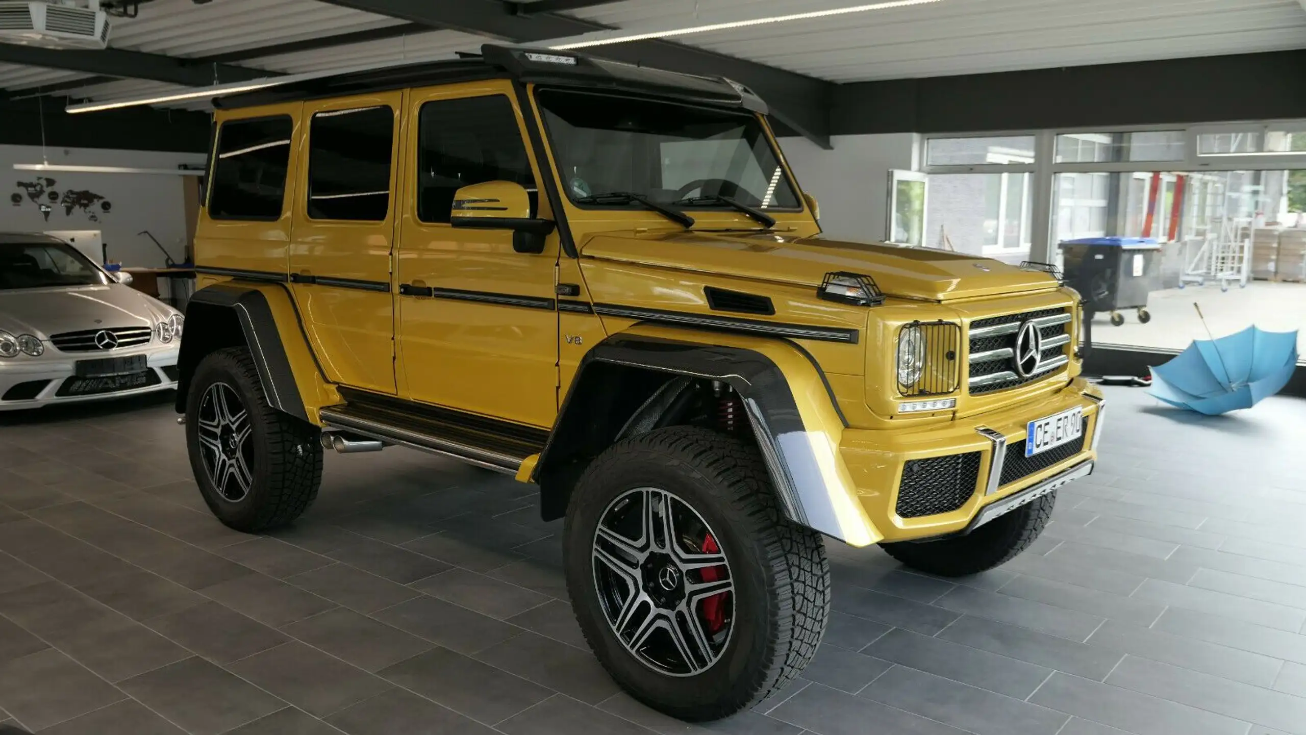 Mercedes-Benz - G 500