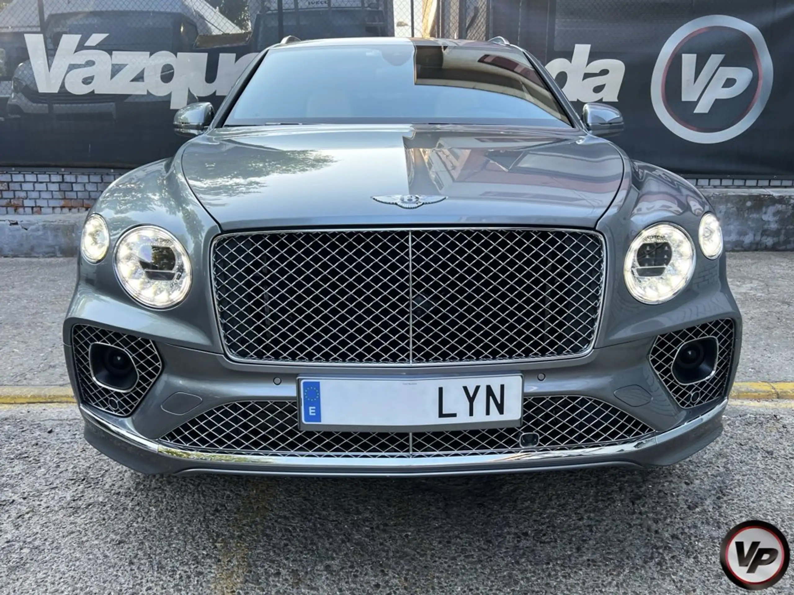 Bentley - Bentayga