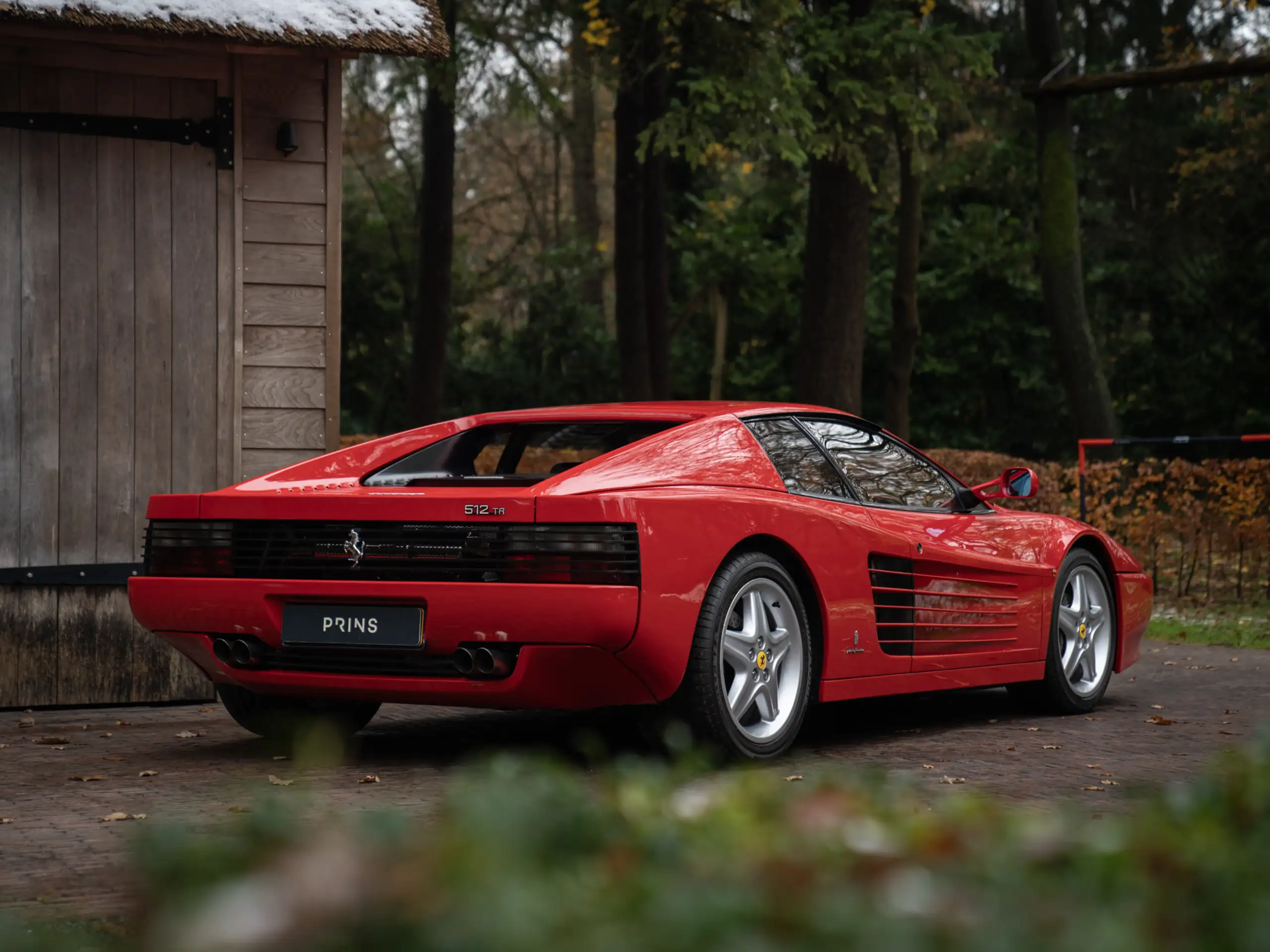 Ferrari - 512