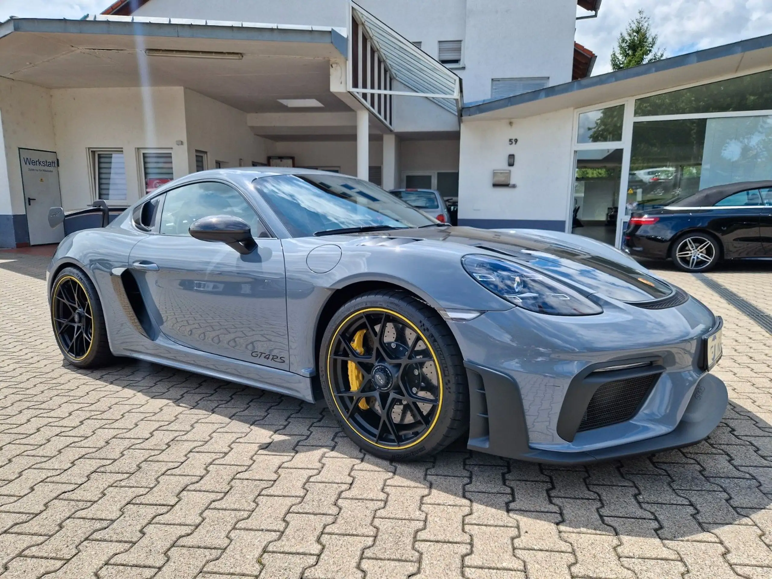 Porsche - Cayman