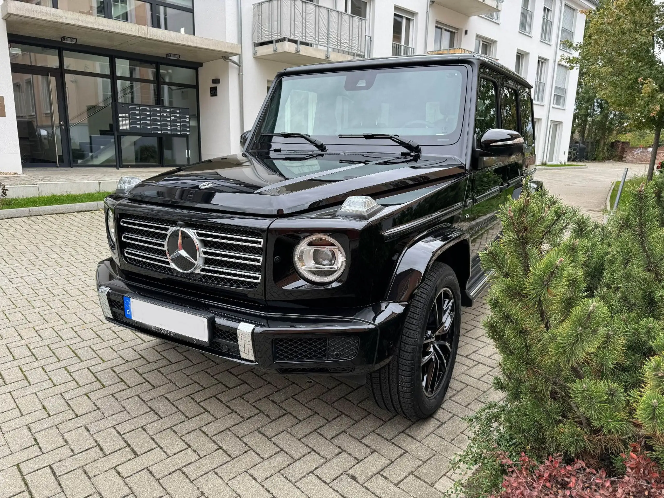 Mercedes-Benz - G 500