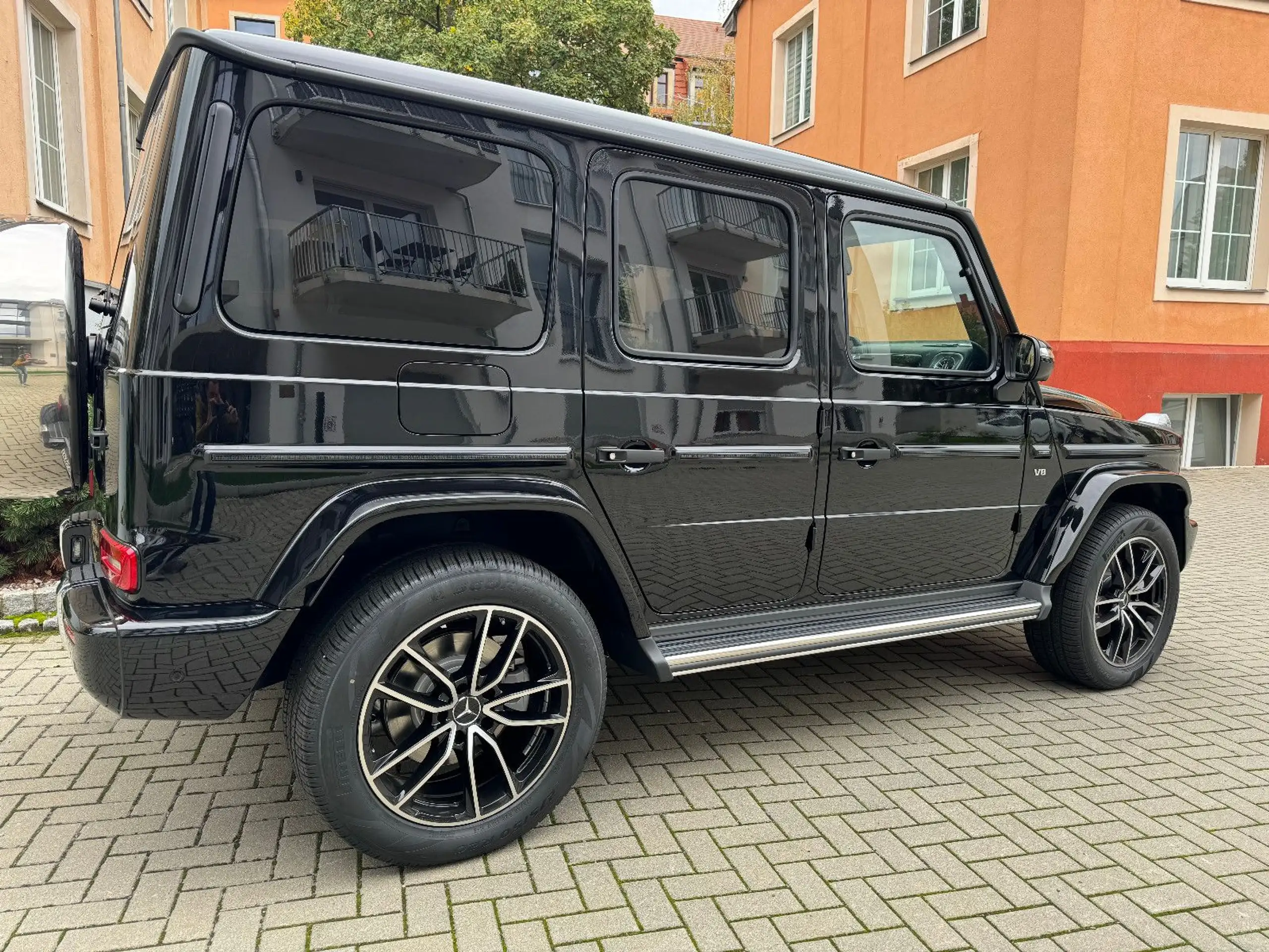 Mercedes-Benz - G 500