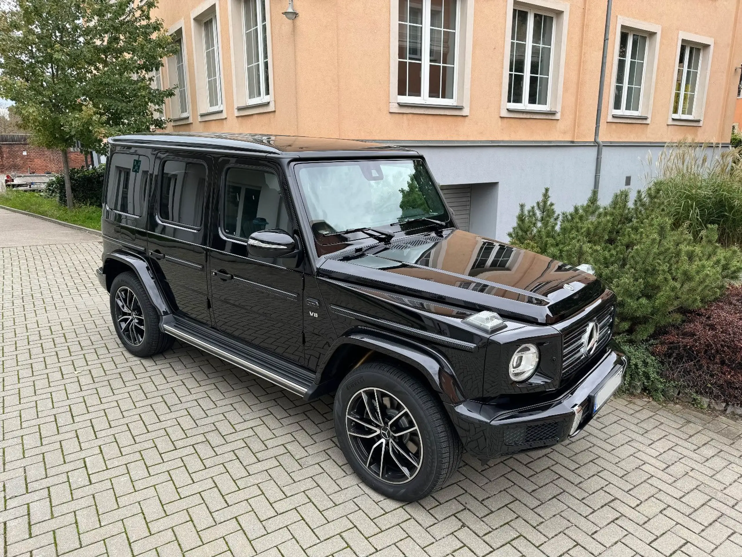 Mercedes-Benz - G 500