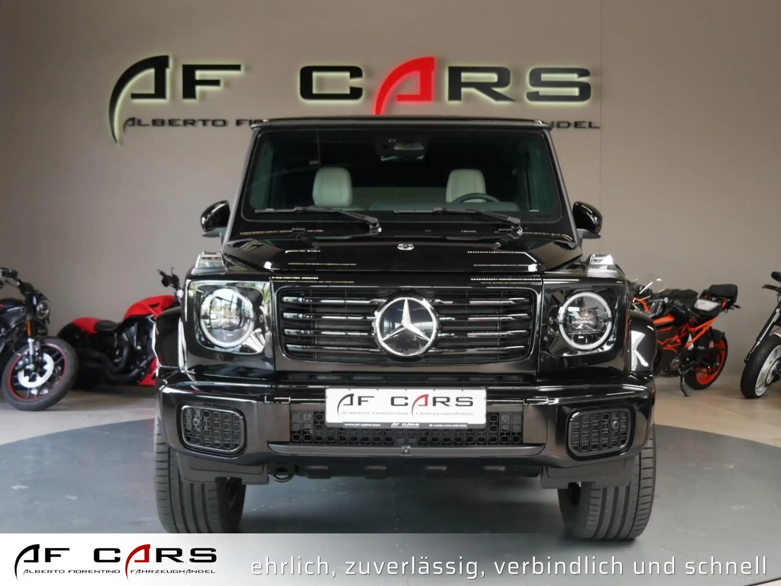 Mercedes-Benz - G 450