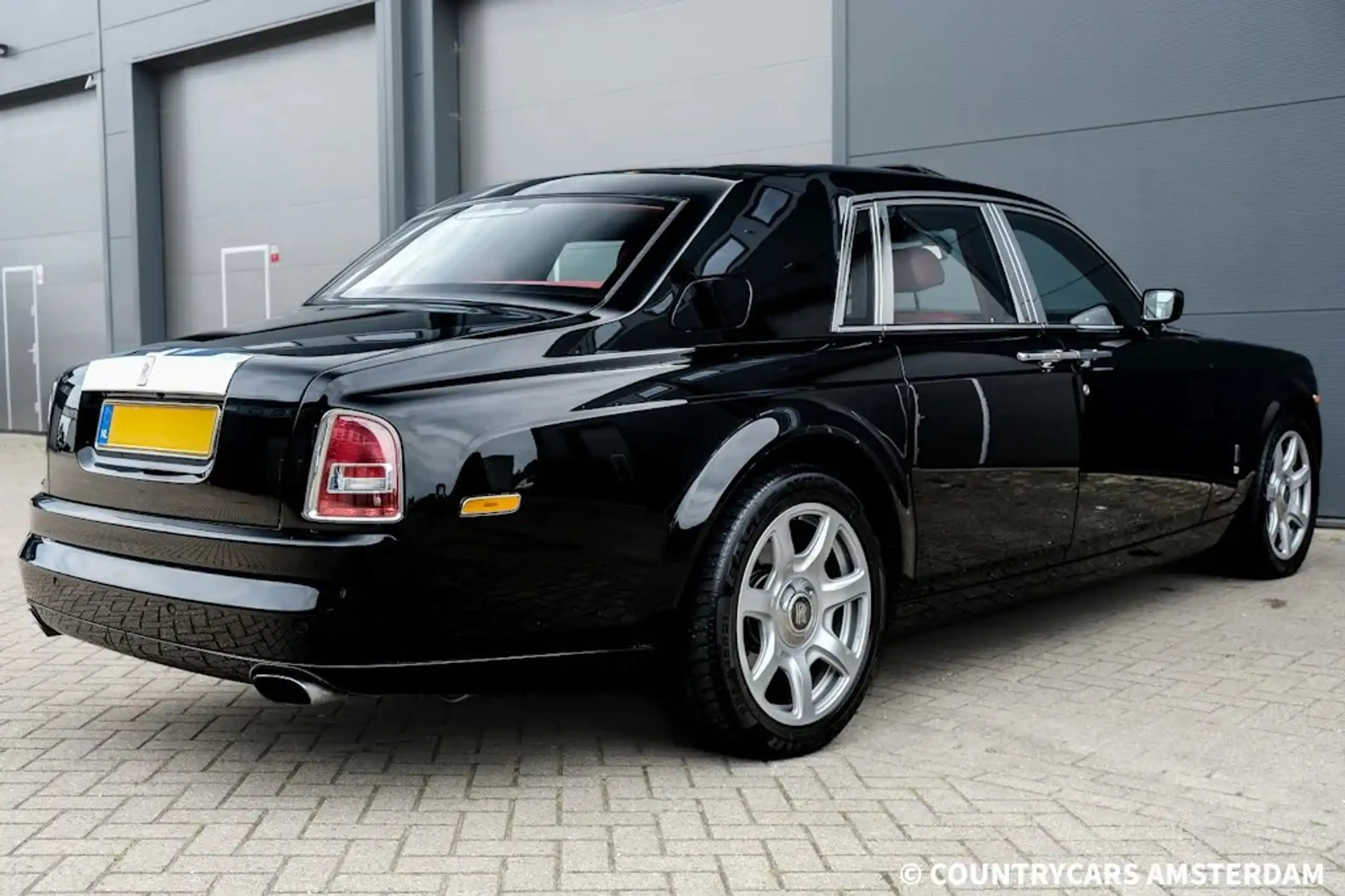 Rolls-Royce - Phantom