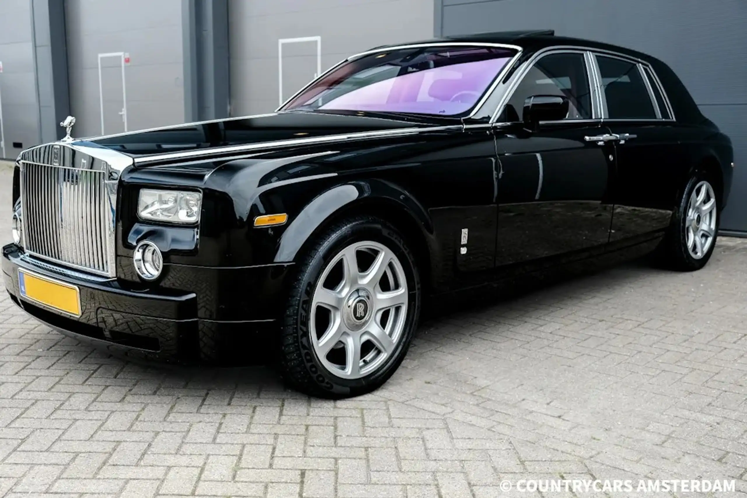 Rolls-Royce - Phantom