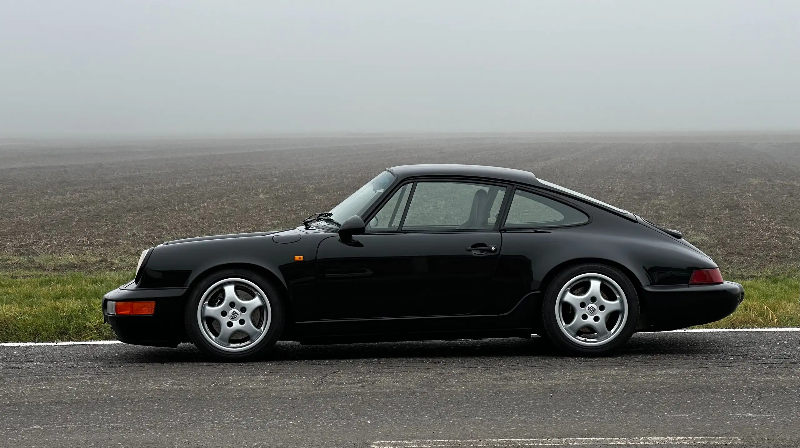 Porsche - 964