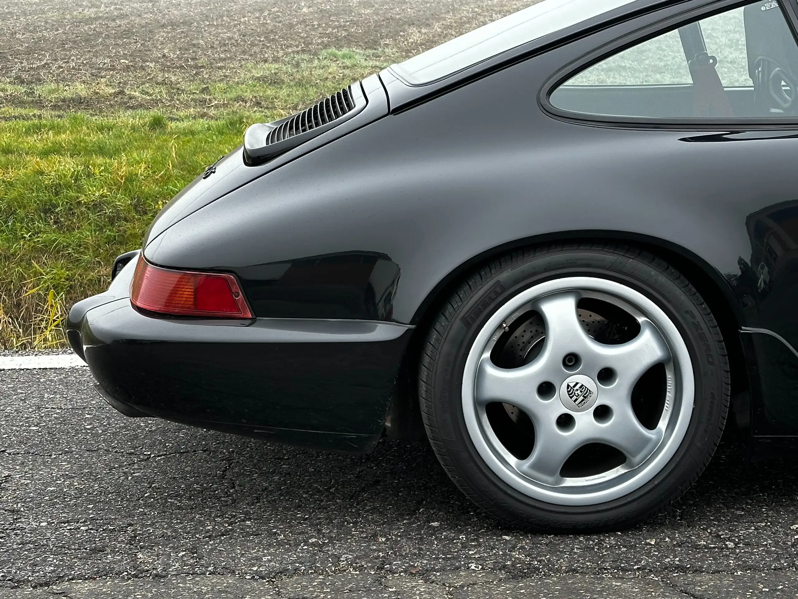 Porsche - 964