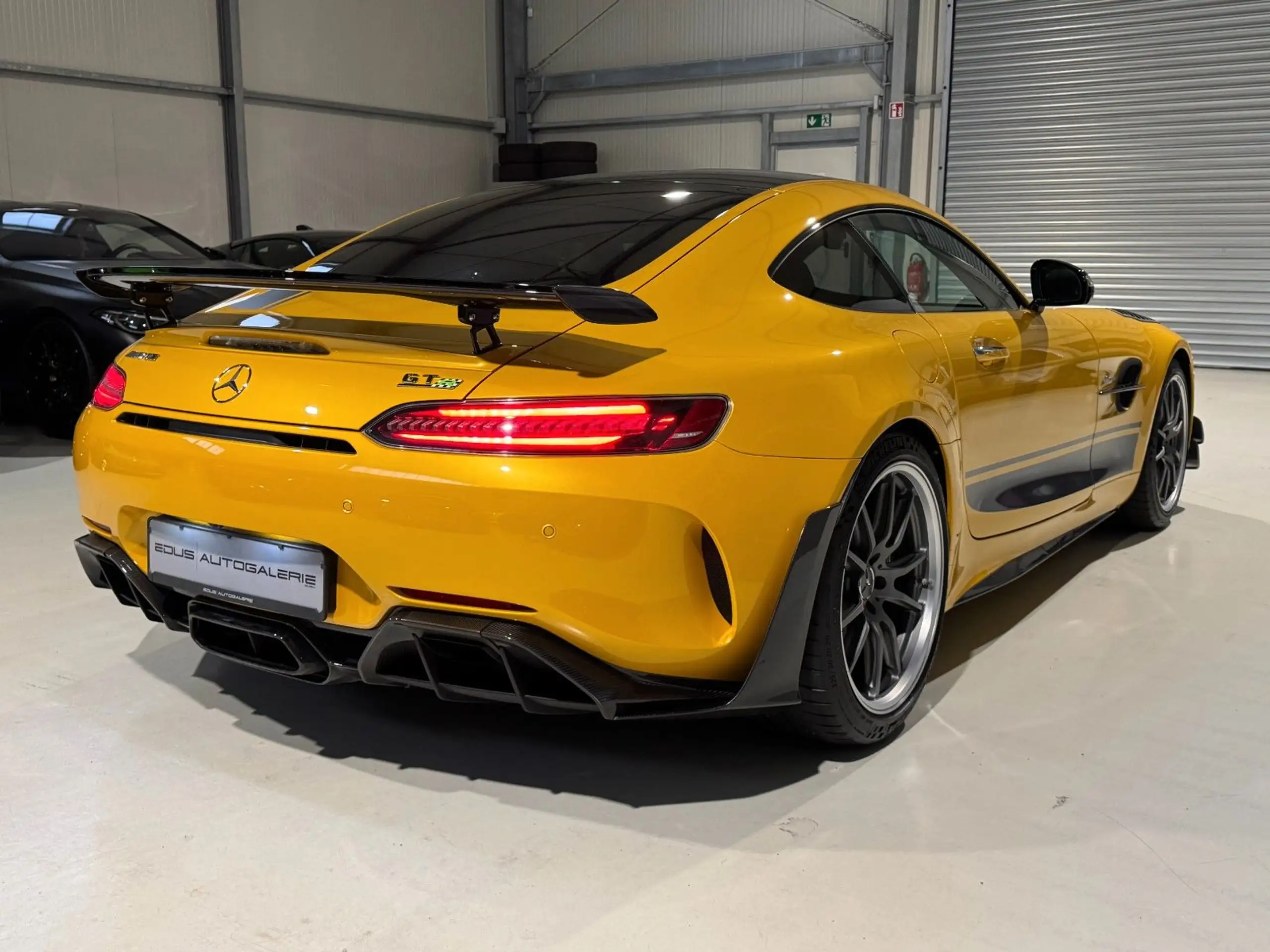 Mercedes-Benz - AMG GT