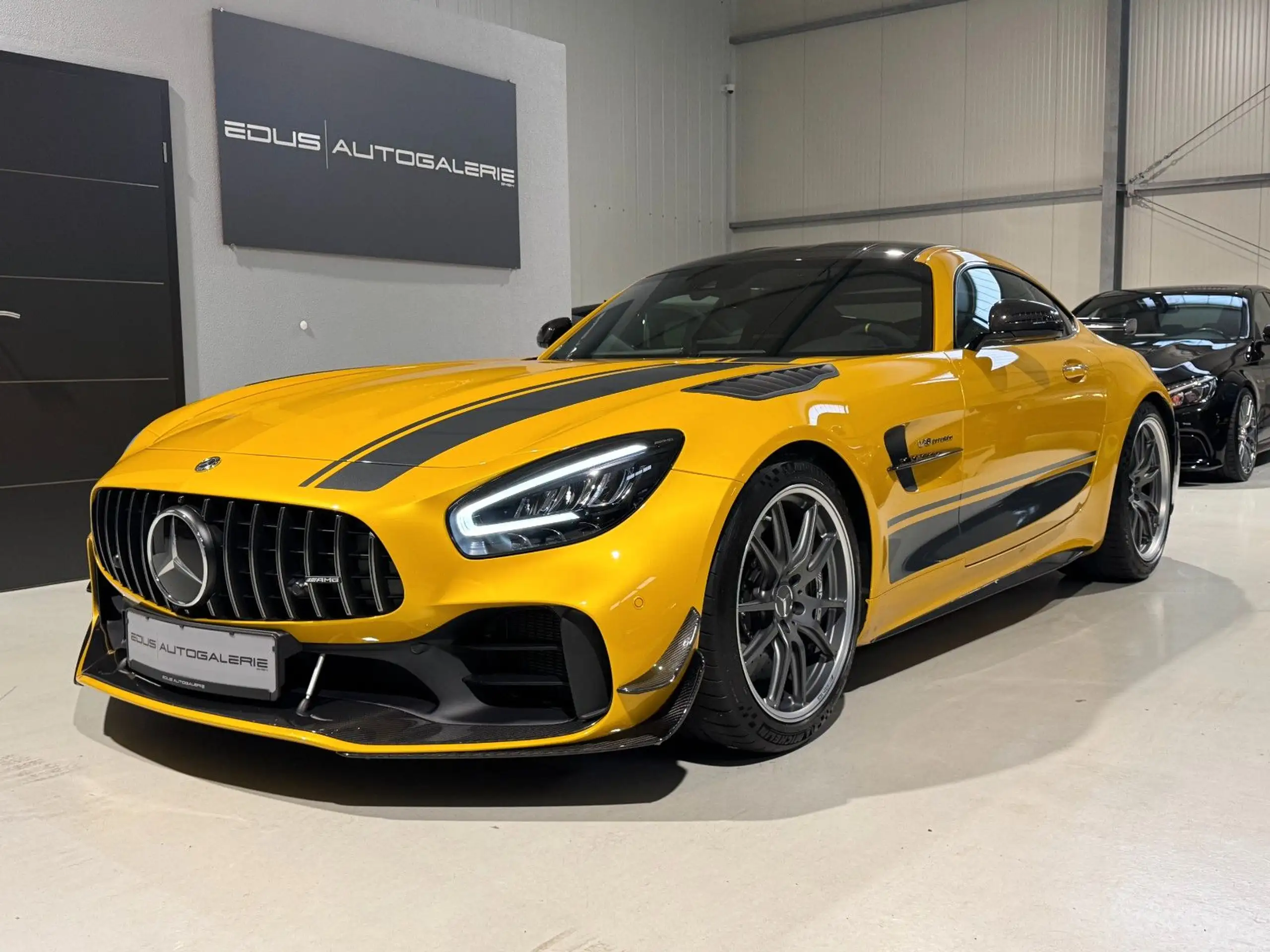 Mercedes-Benz - AMG GT