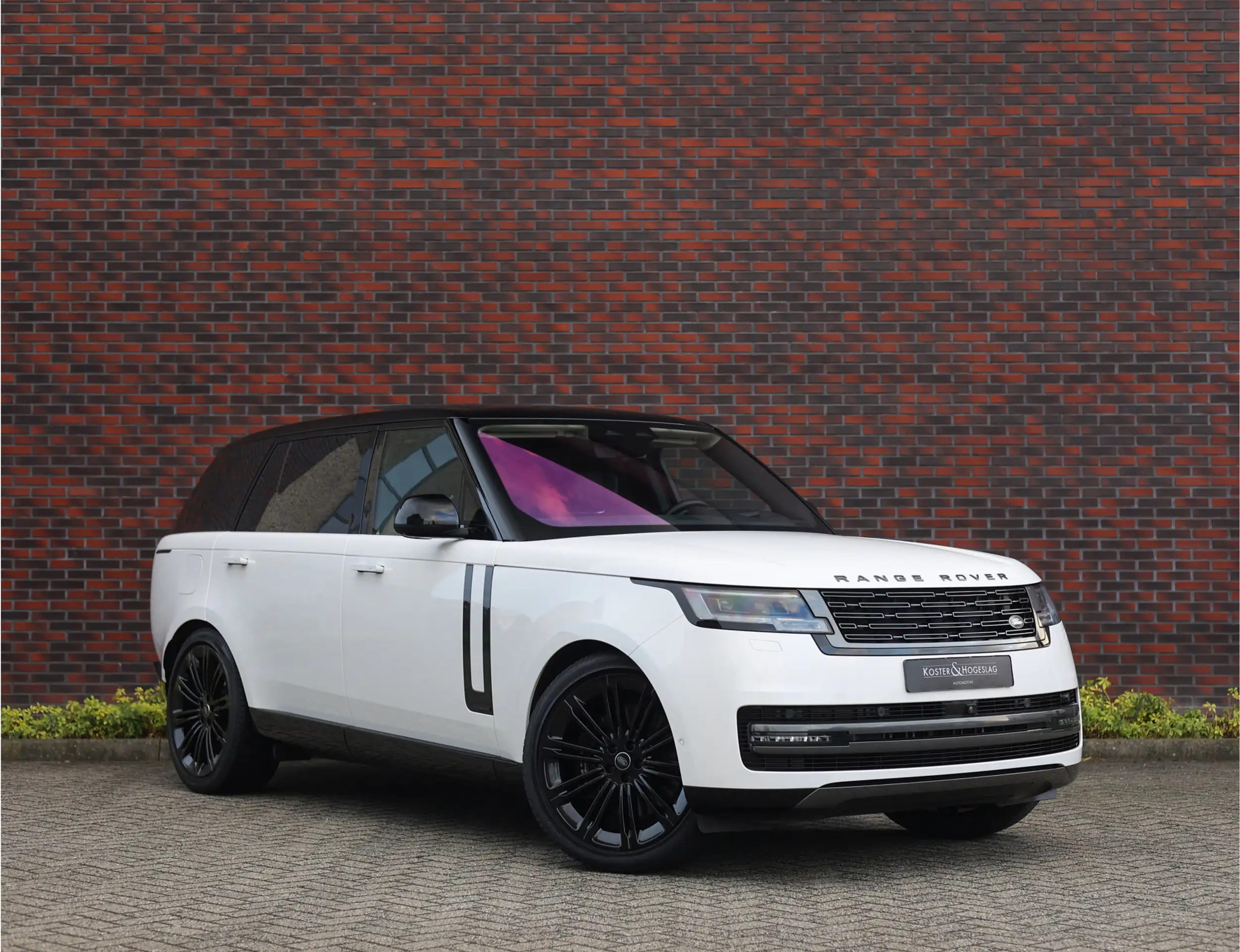 Land Rover - Range Rover