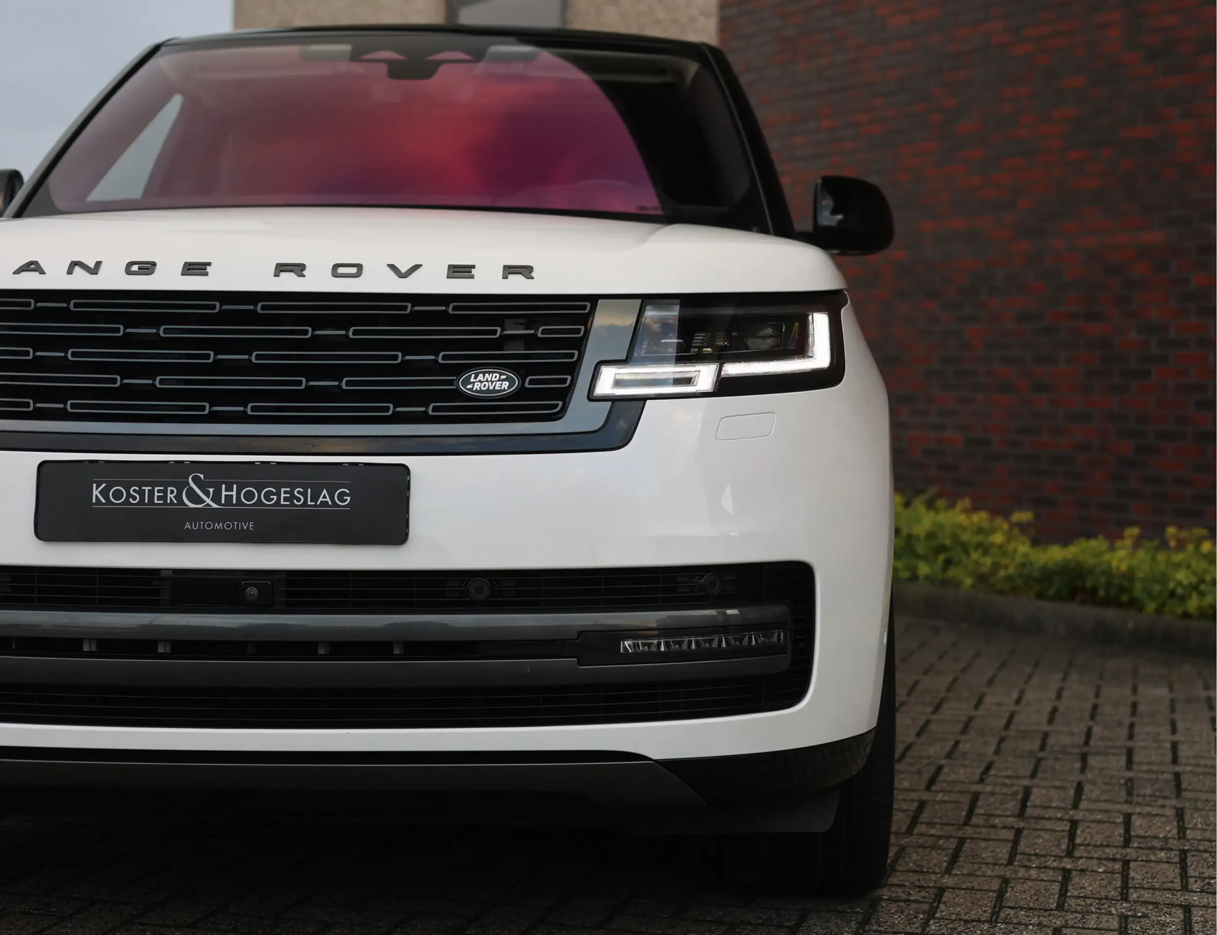 Land Rover - Range Rover