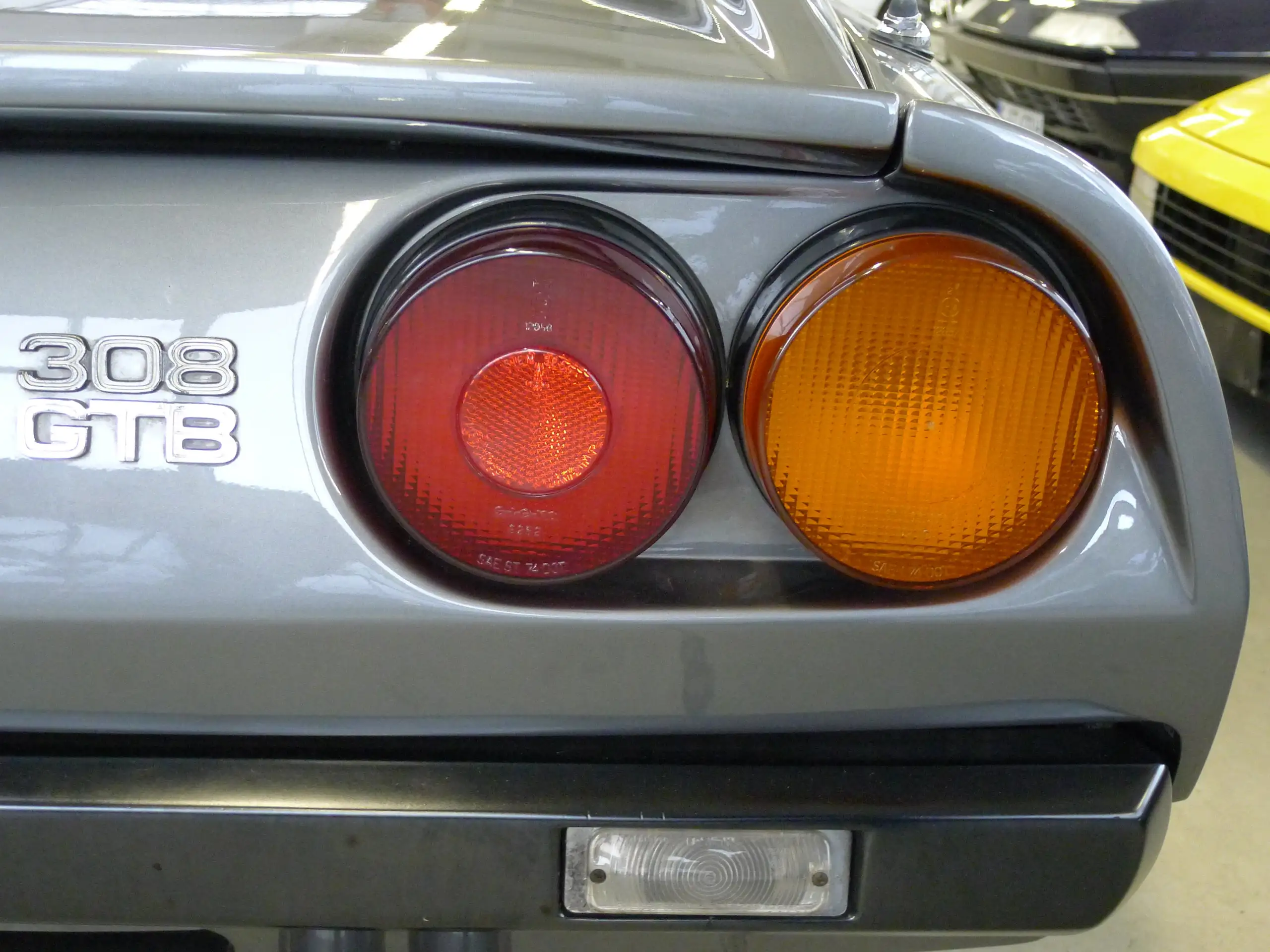 Ferrari - 308