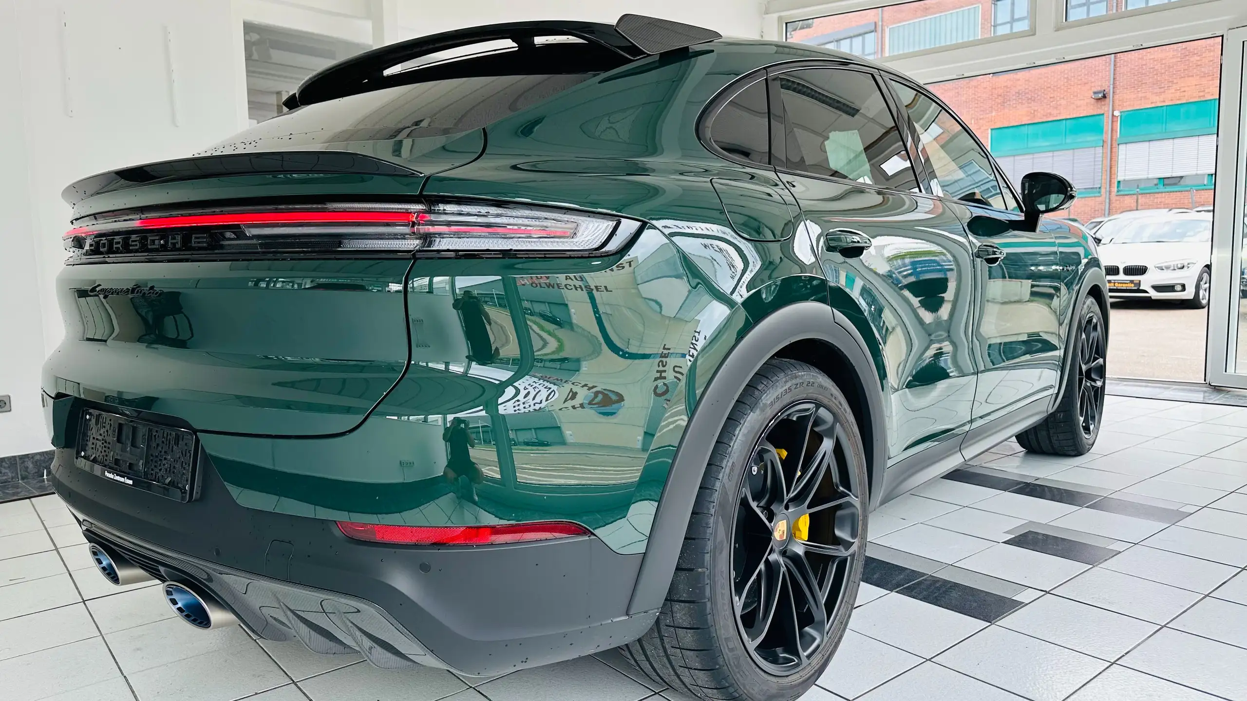 Porsche - Cayenne