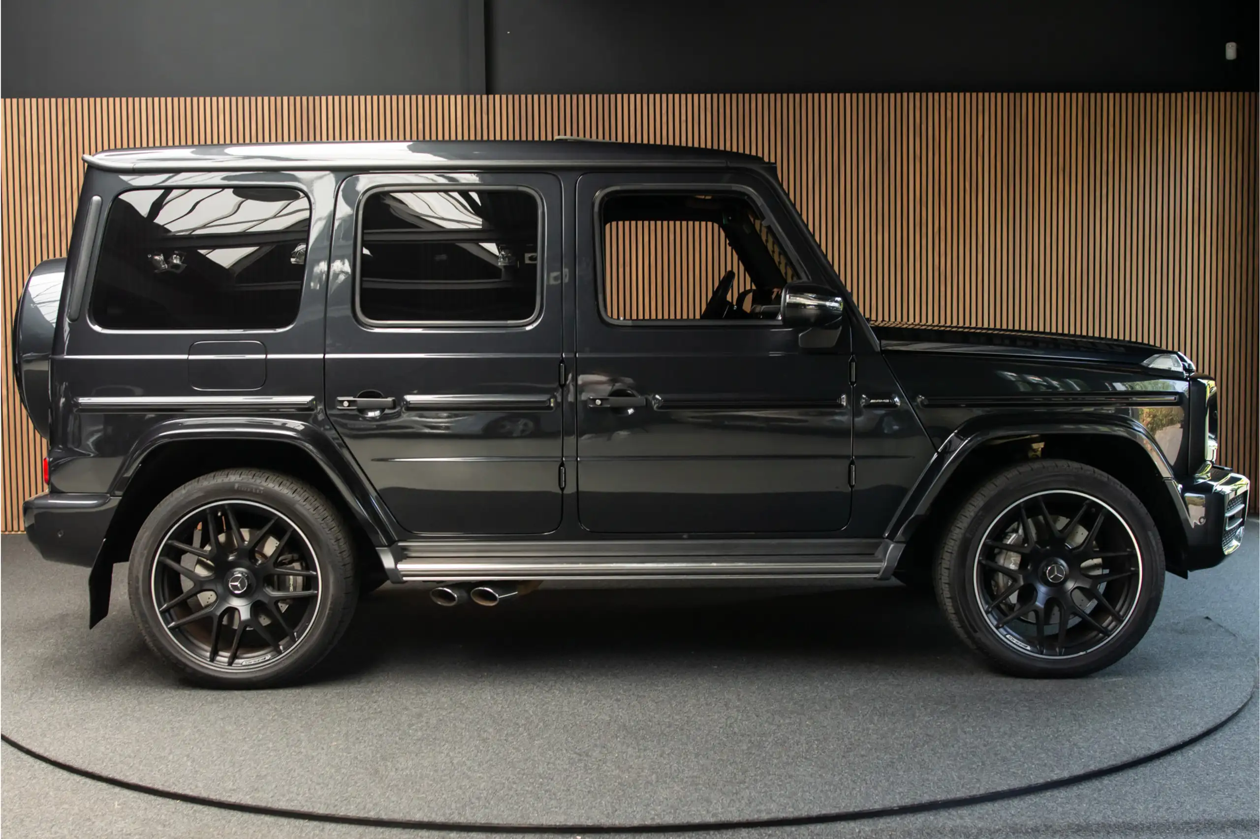 Mercedes-Benz - G 63 AMG