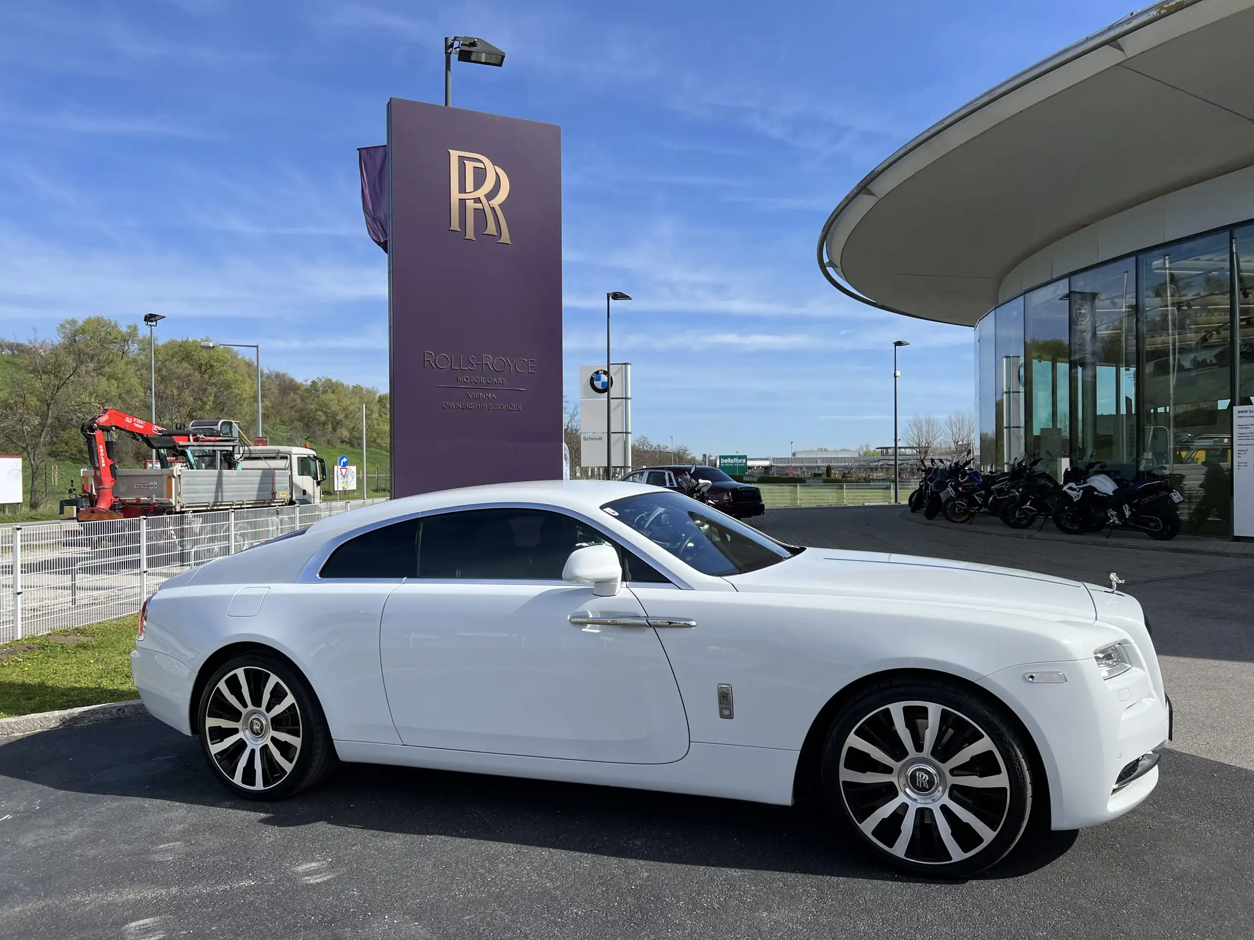 Rolls-Royce - Wraith