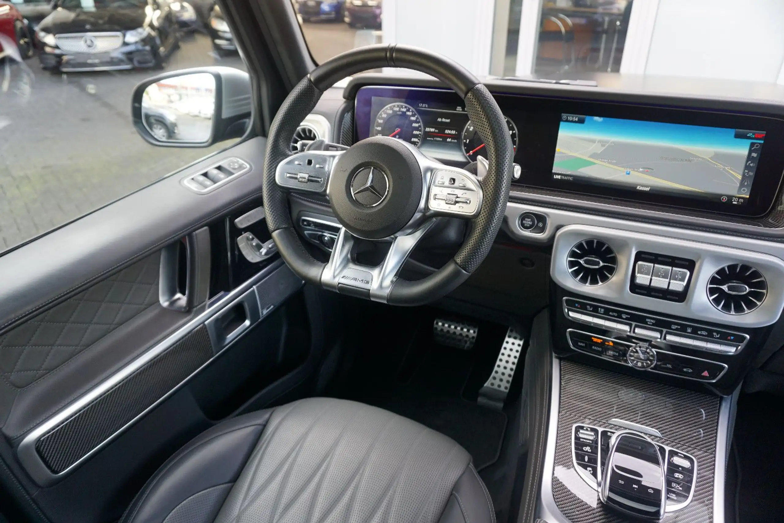 Mercedes-Benz - G 63 AMG