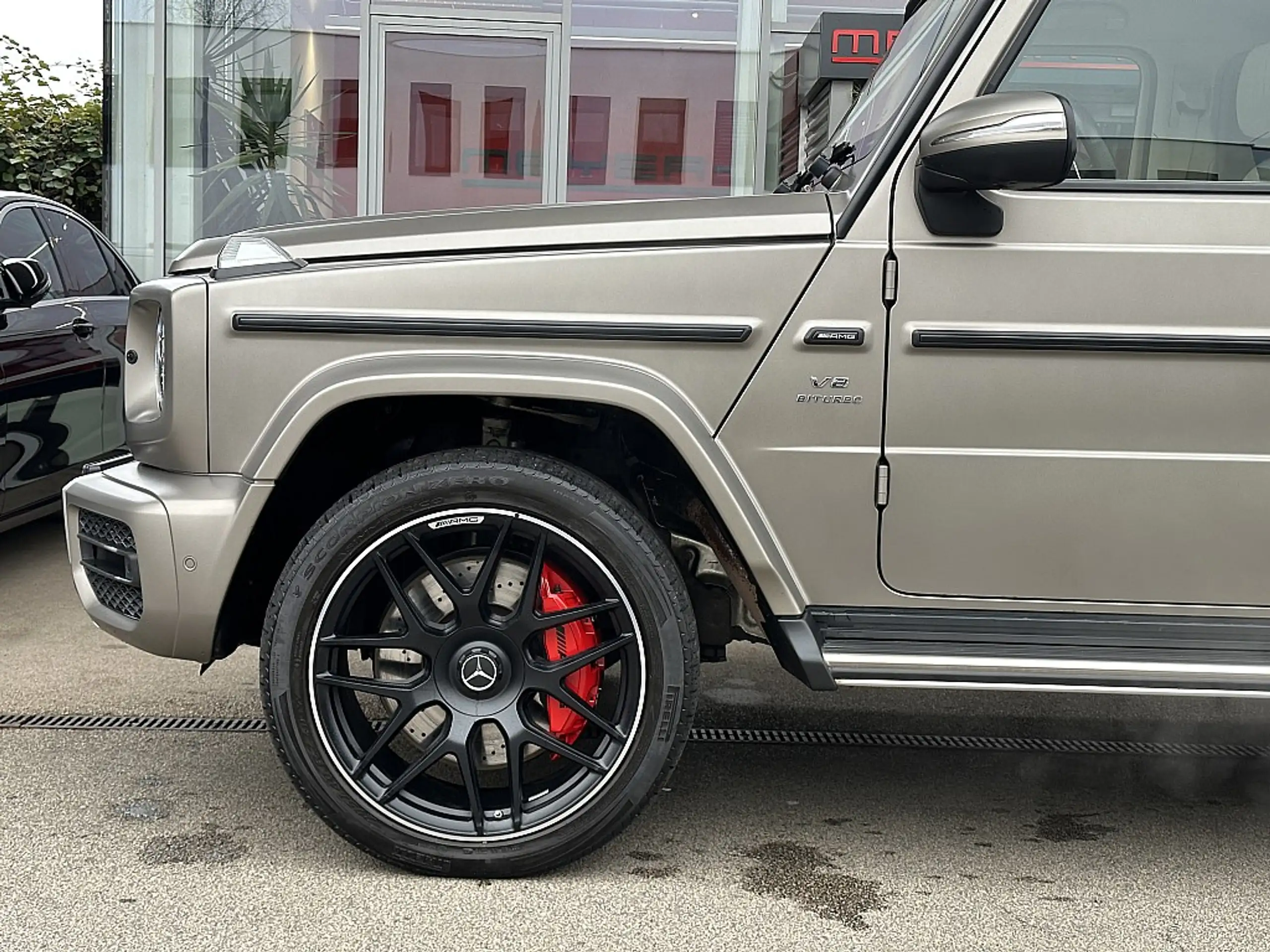 Mercedes-Benz - G 63 AMG