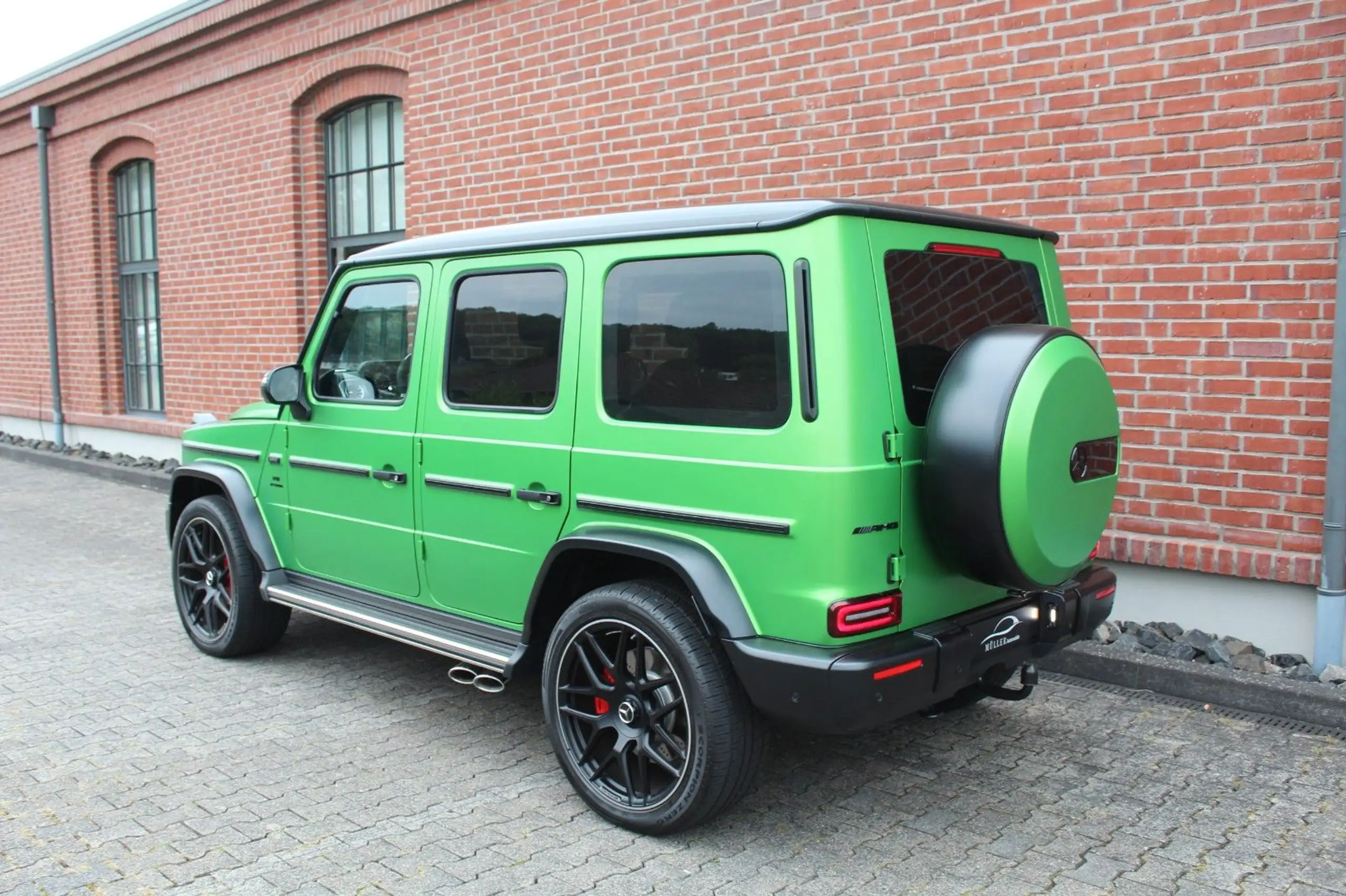 Mercedes-Benz - G 63 AMG