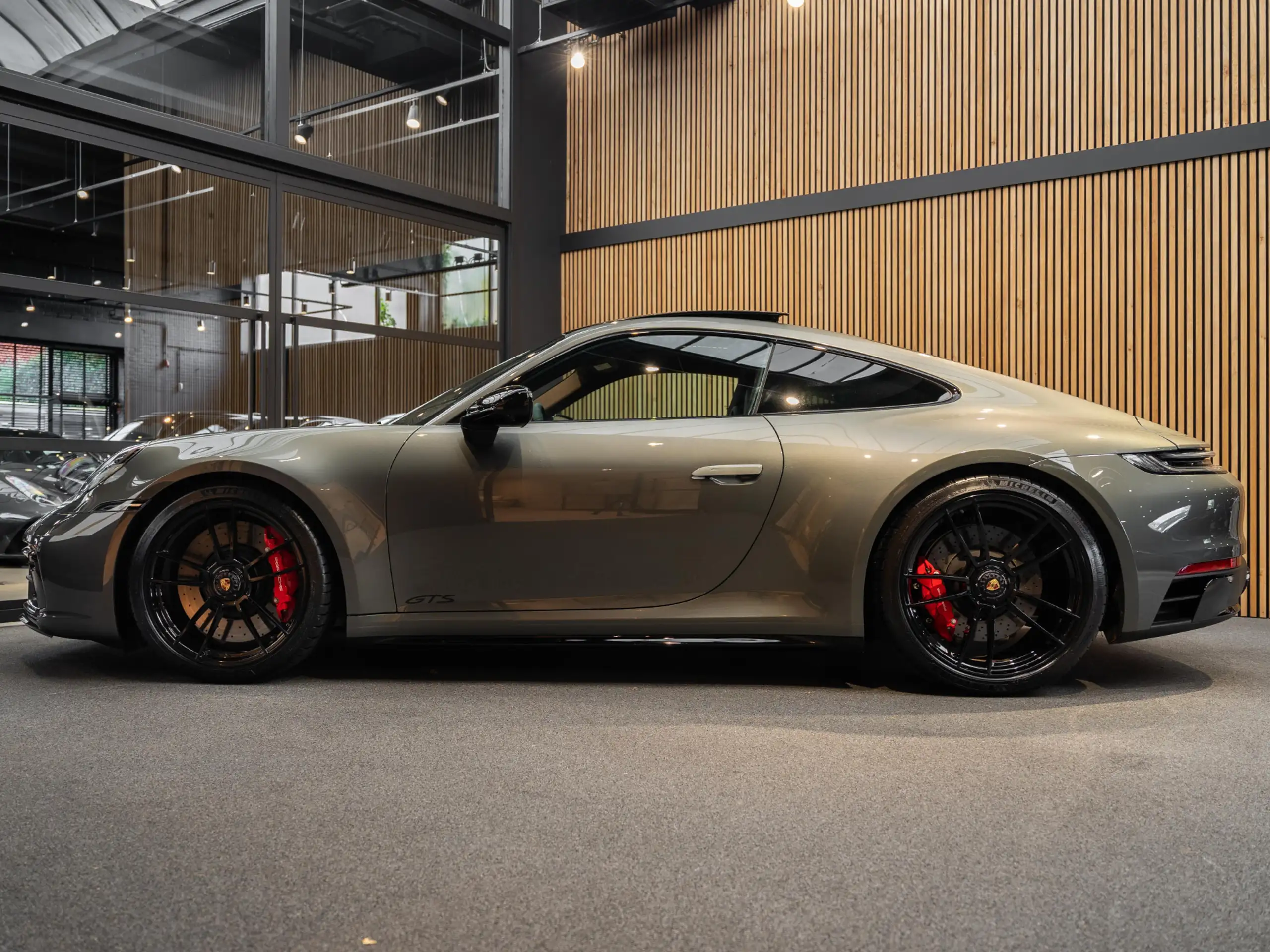 Porsche - 992