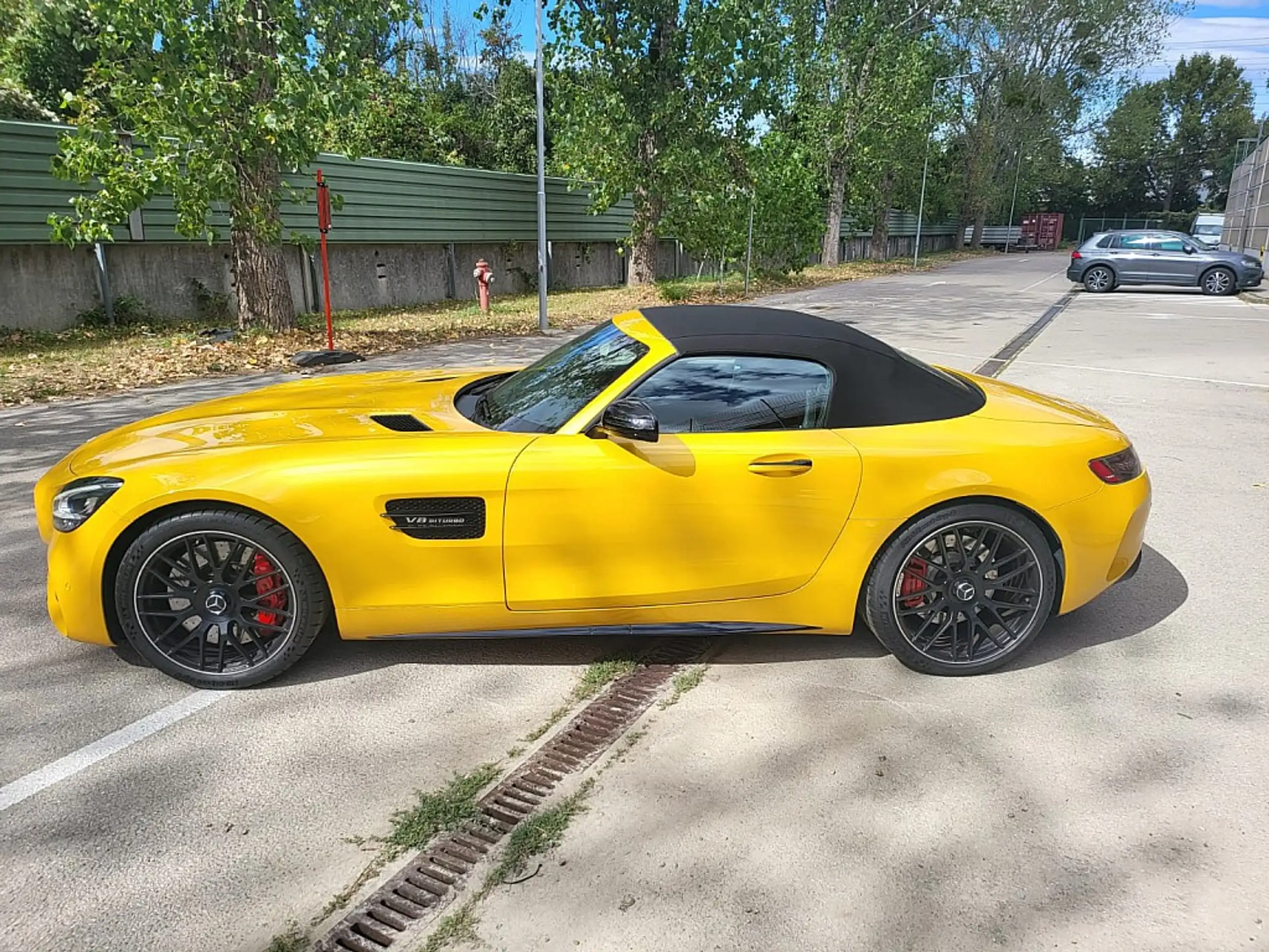 Mercedes-Benz - AMG GT