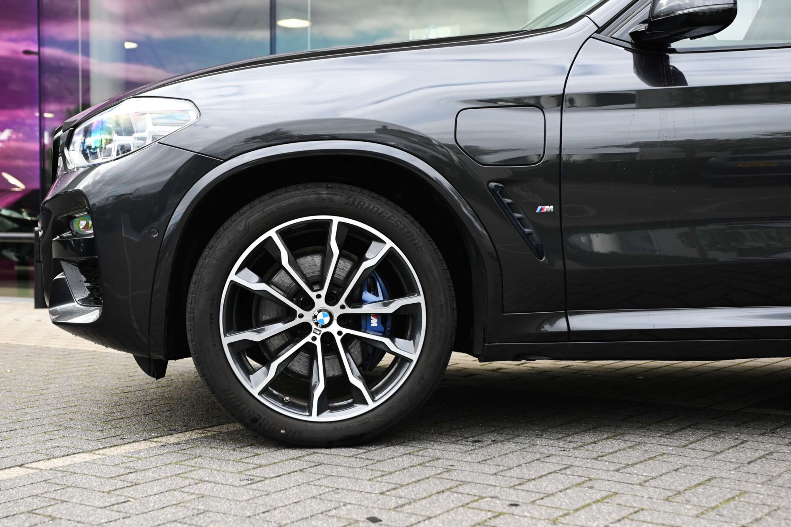 BMW - X3