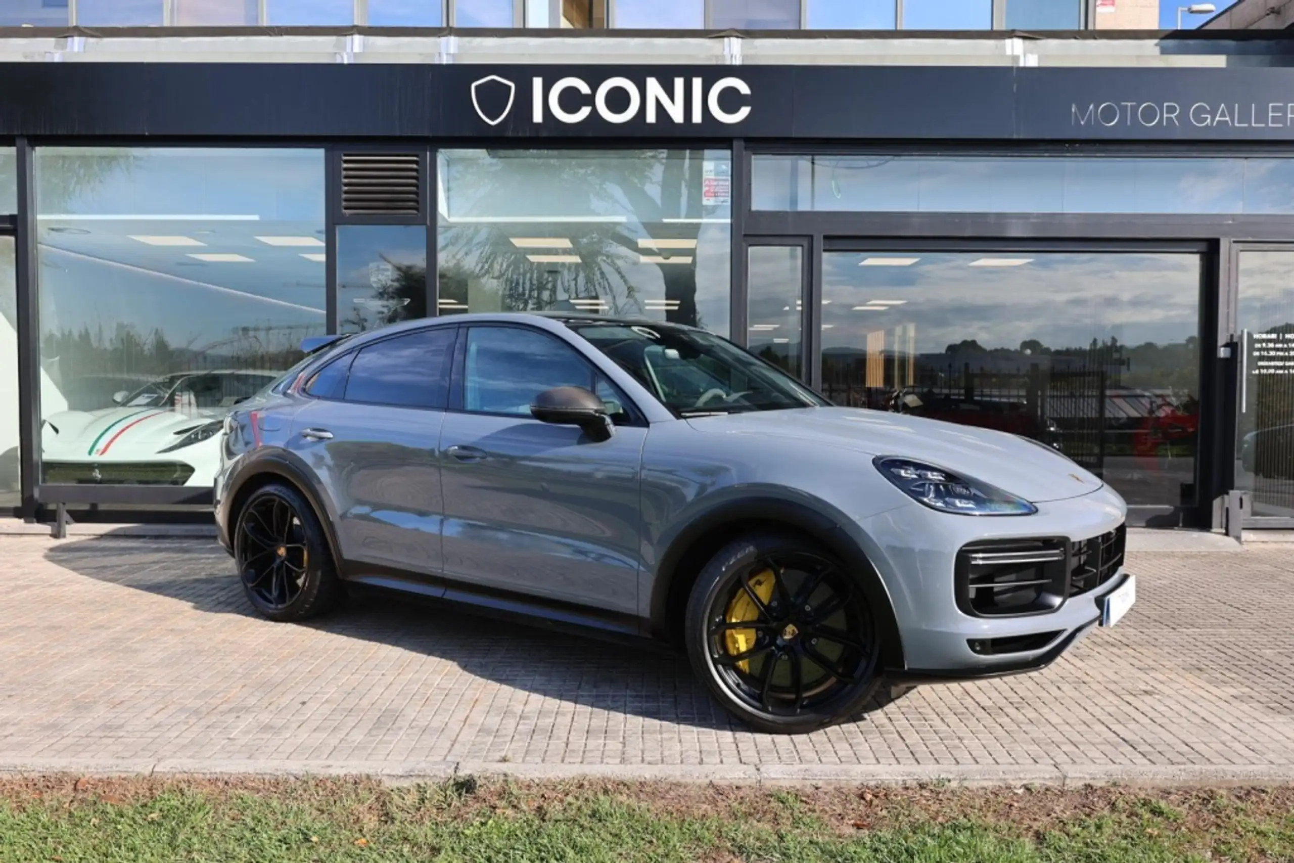 Porsche - Cayenne