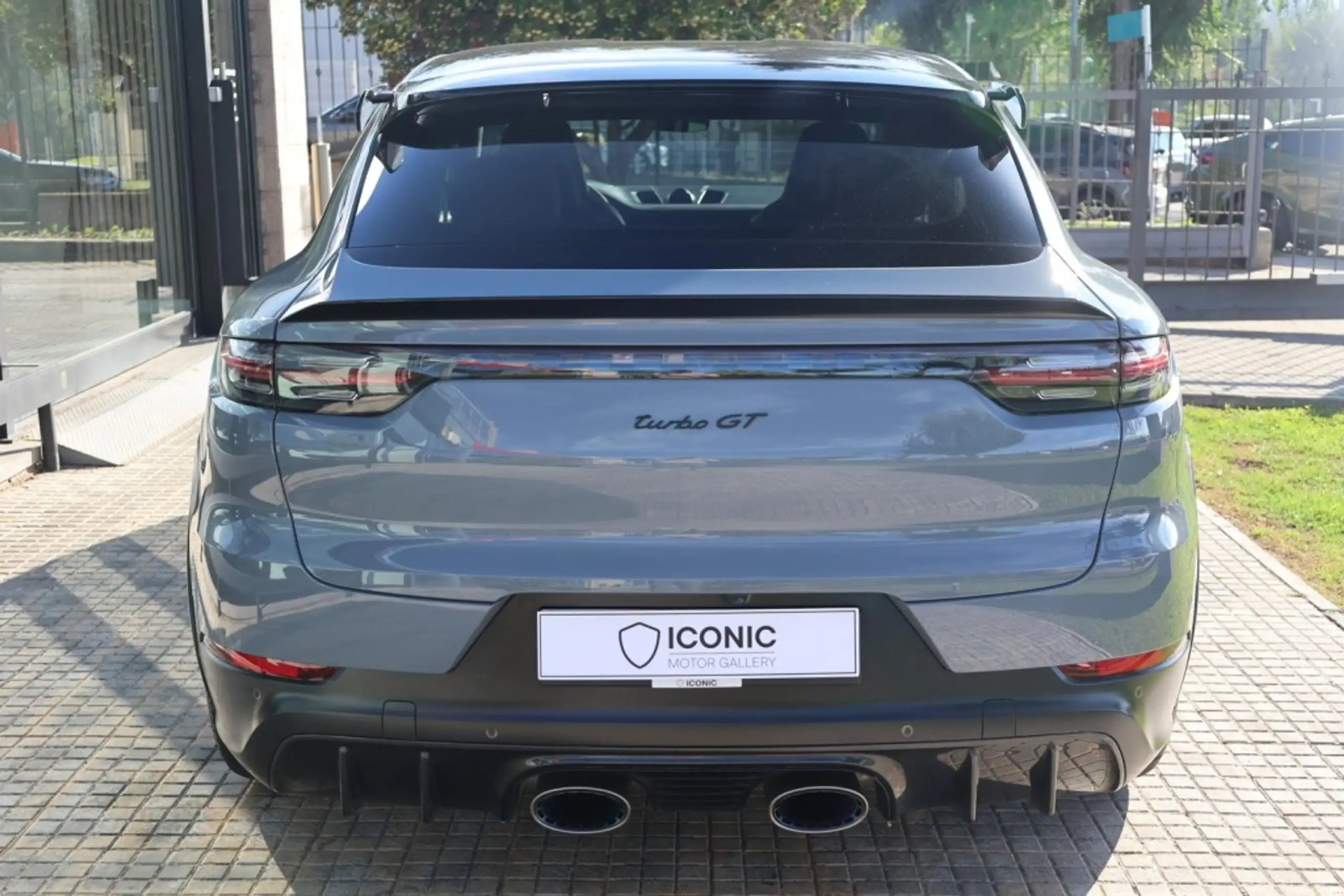 Porsche - Cayenne