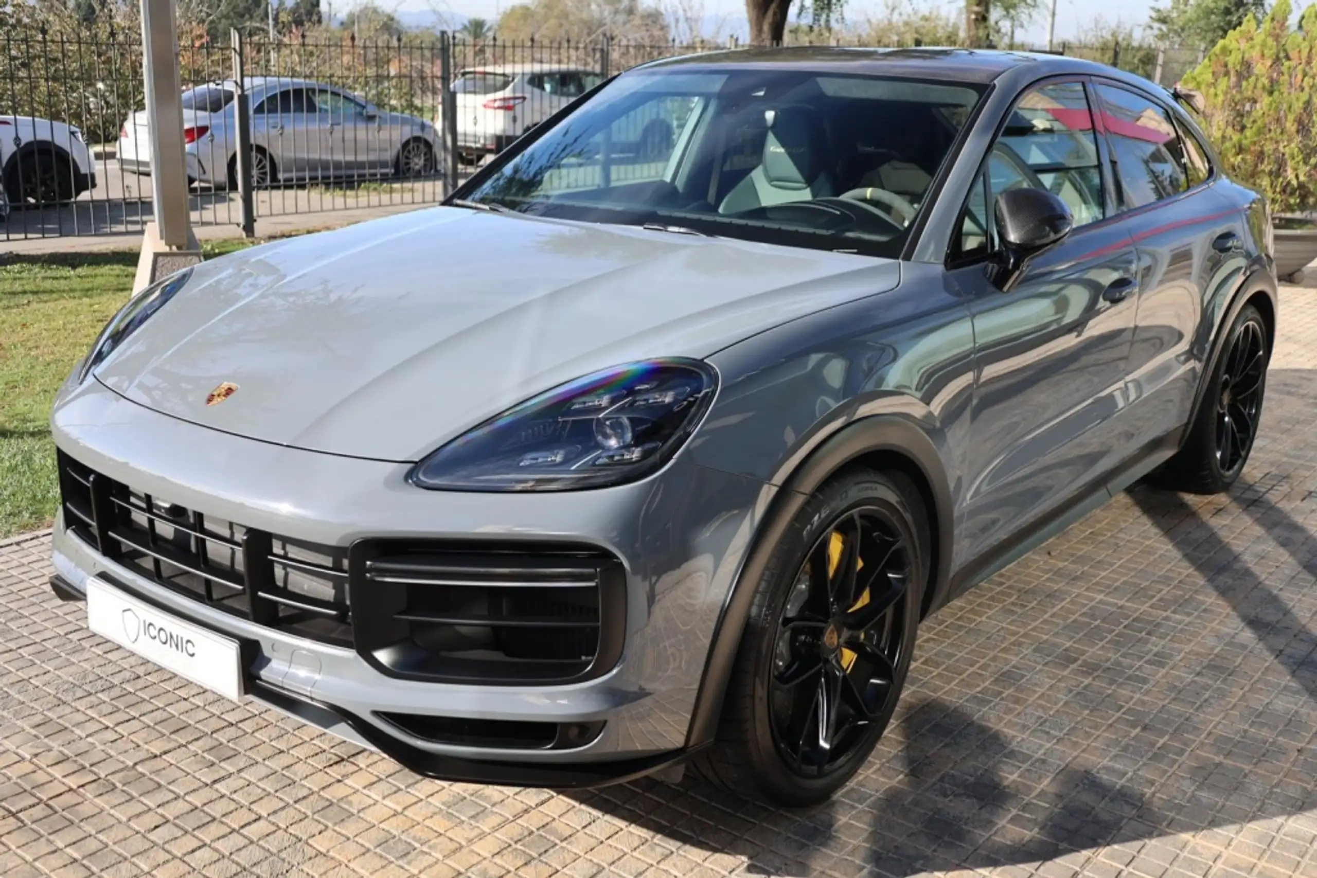 Porsche - Cayenne