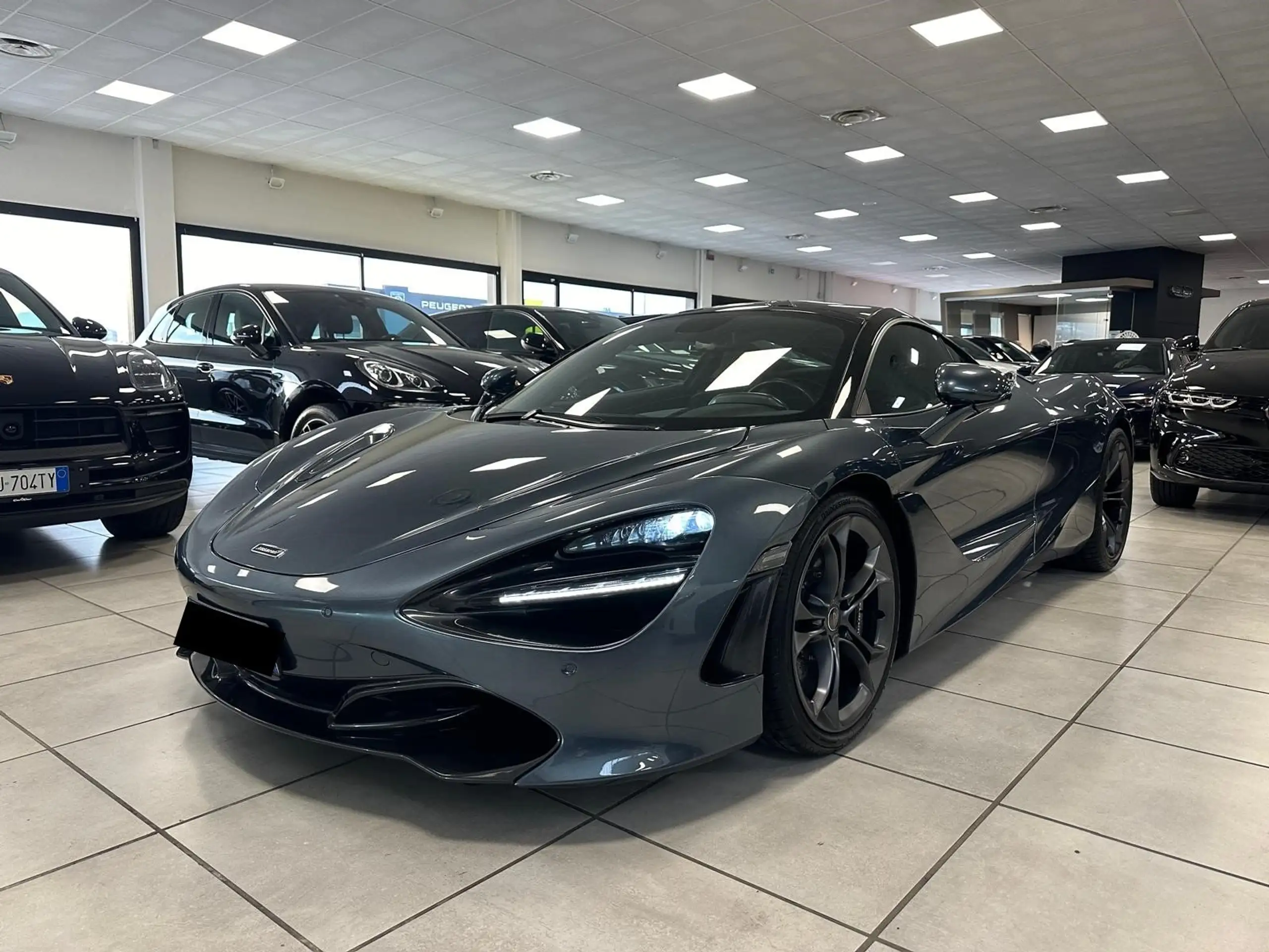 McLaren - 720S