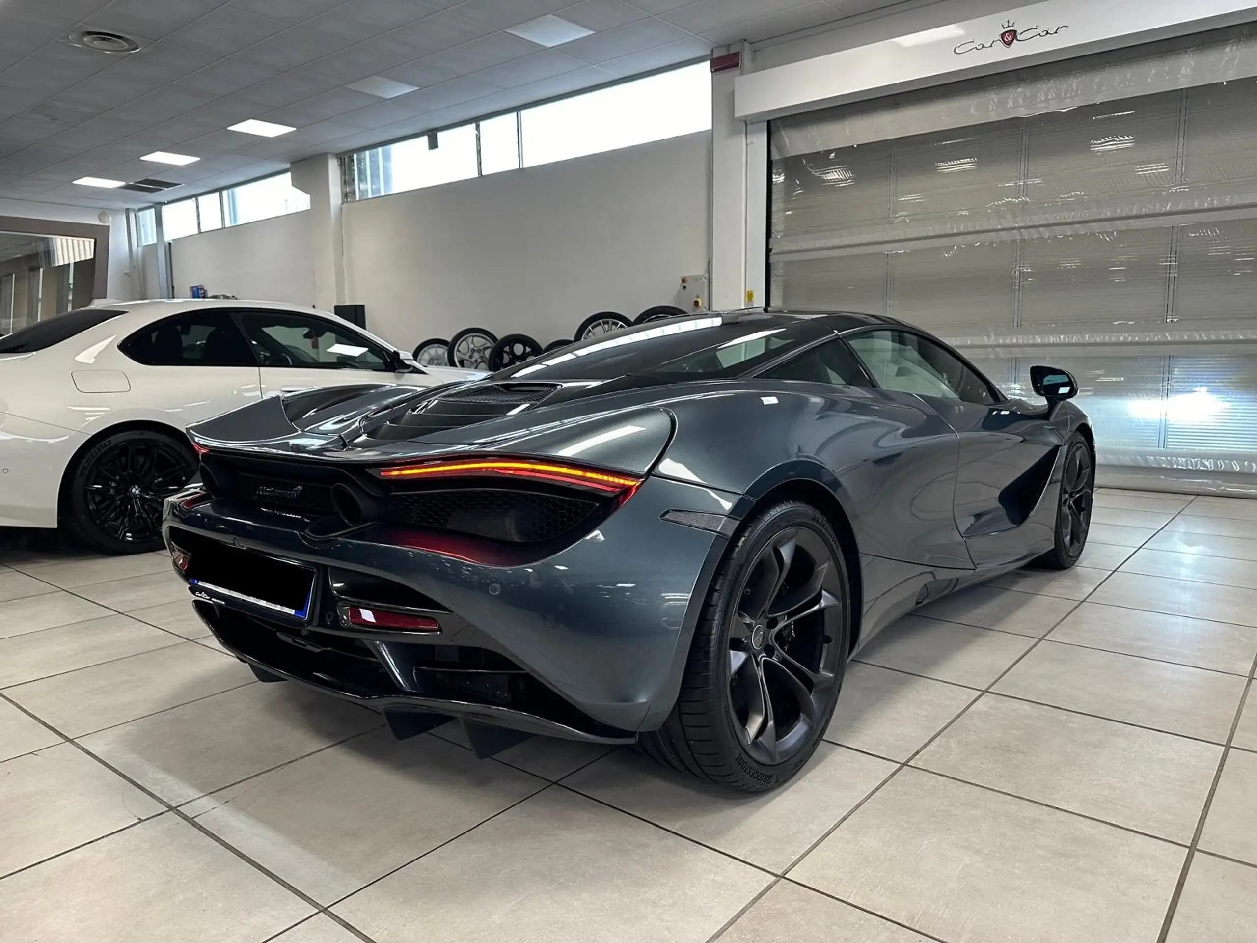 McLaren - 720S