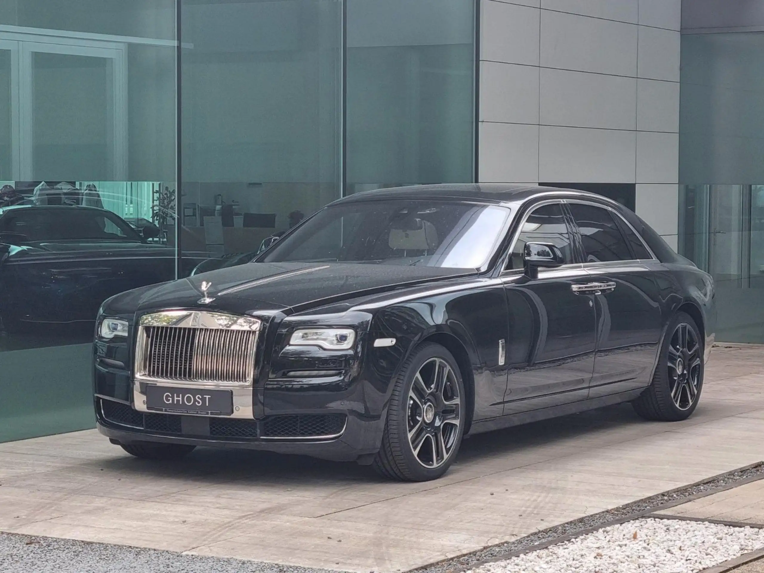 Rolls-Royce - Ghost