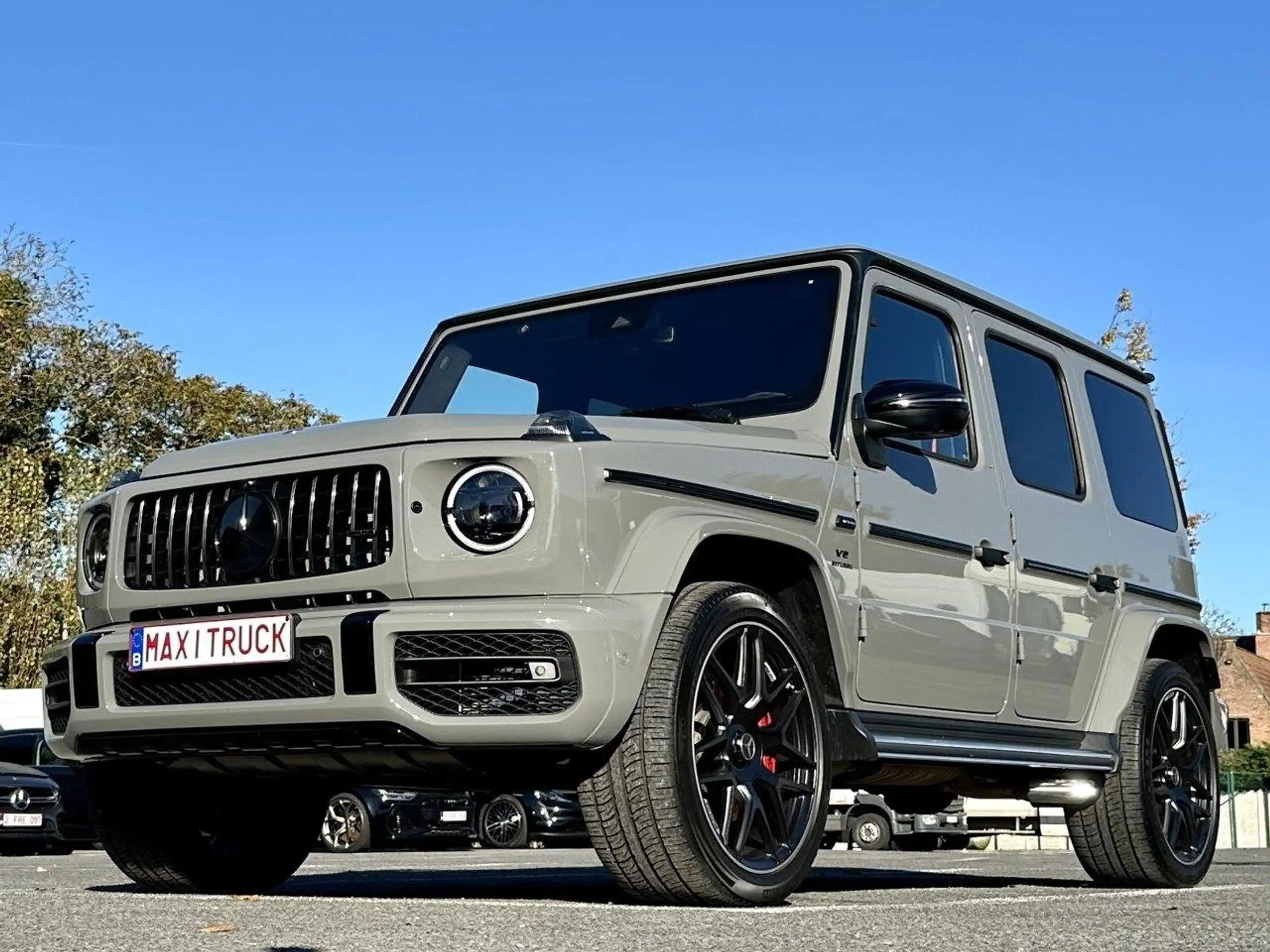 Mercedes-Benz - G